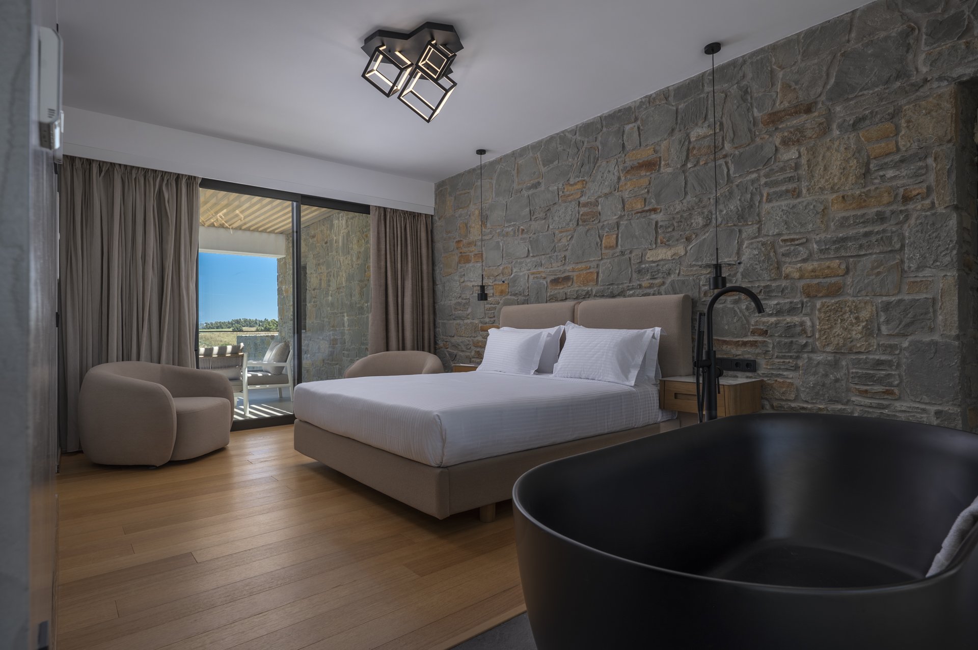 Sani Chateau Lv01 Bedroom01 View02.jpg