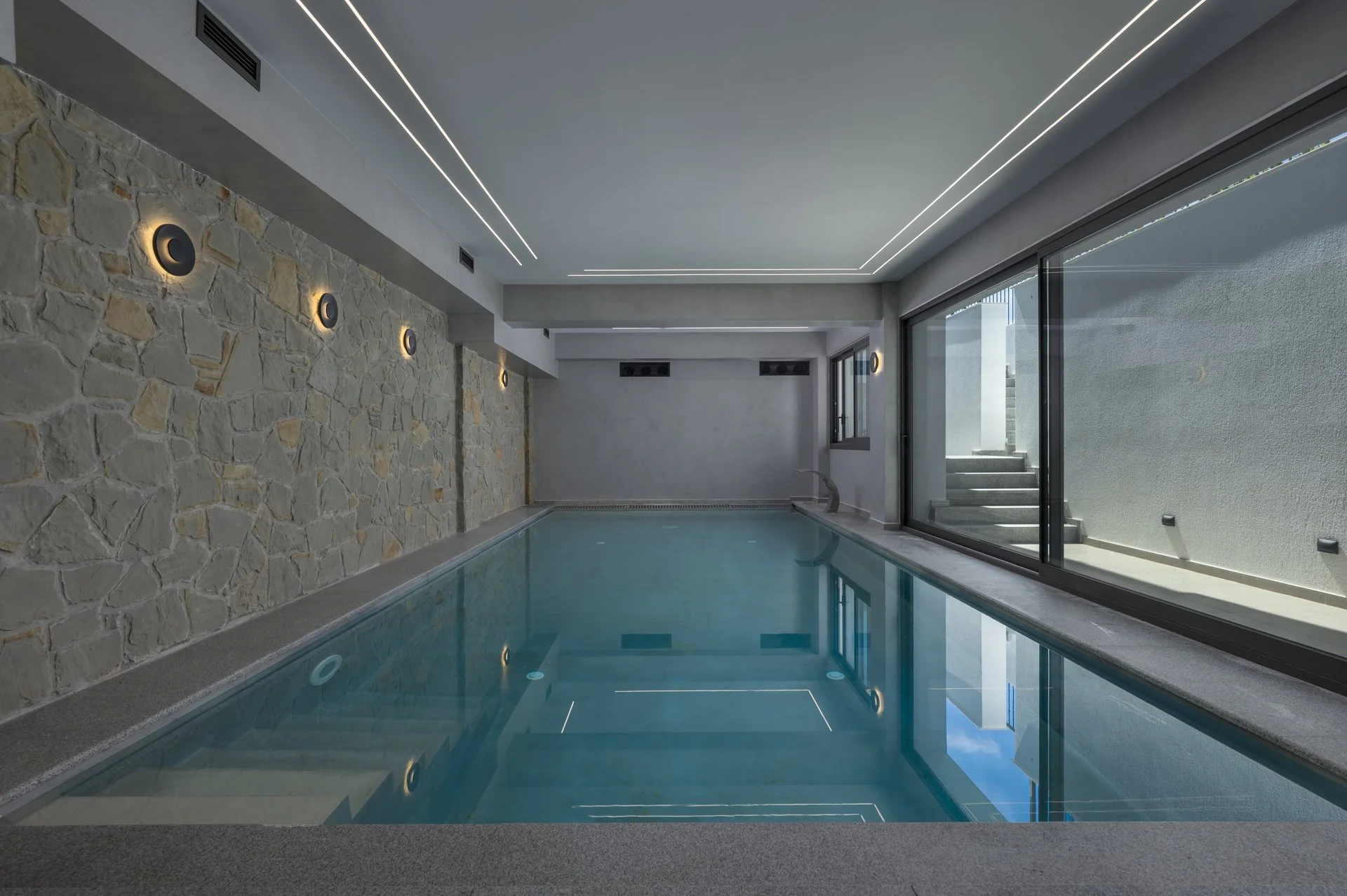 Sani Chateau Lv-1 Pool View01.jpg