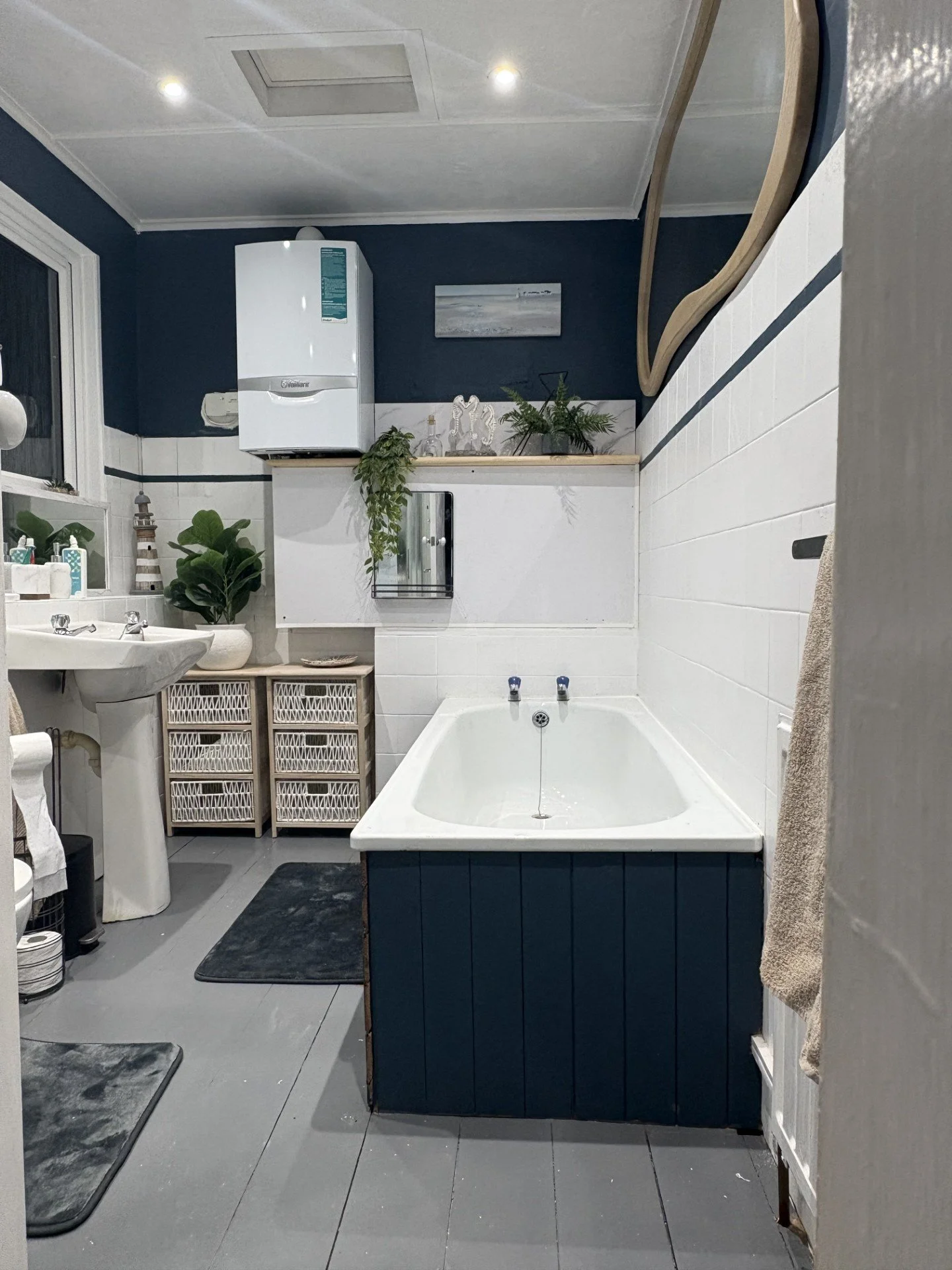 bathrooom.jpg