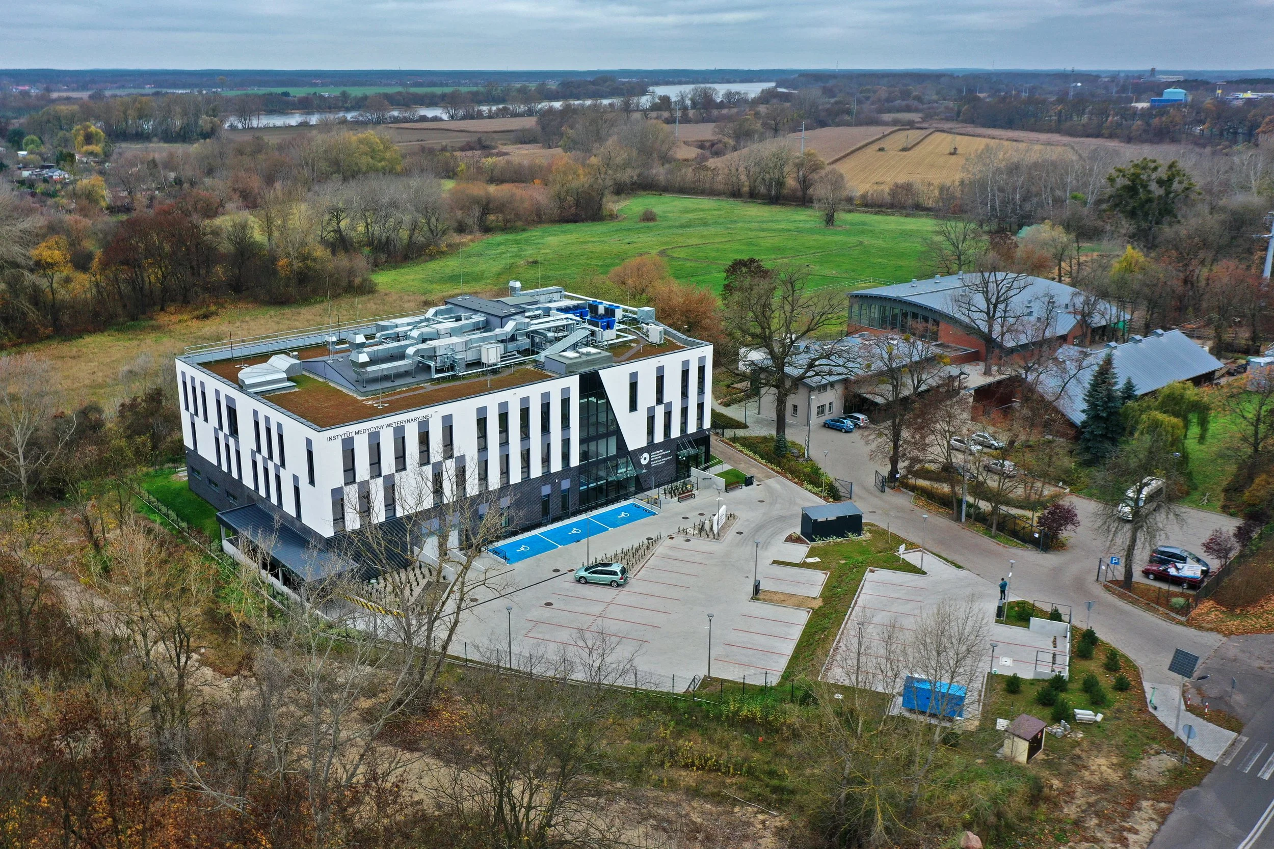01 Centrum Medycyny Weterynaryjnej -fotAndrzej Romański (5).JPG