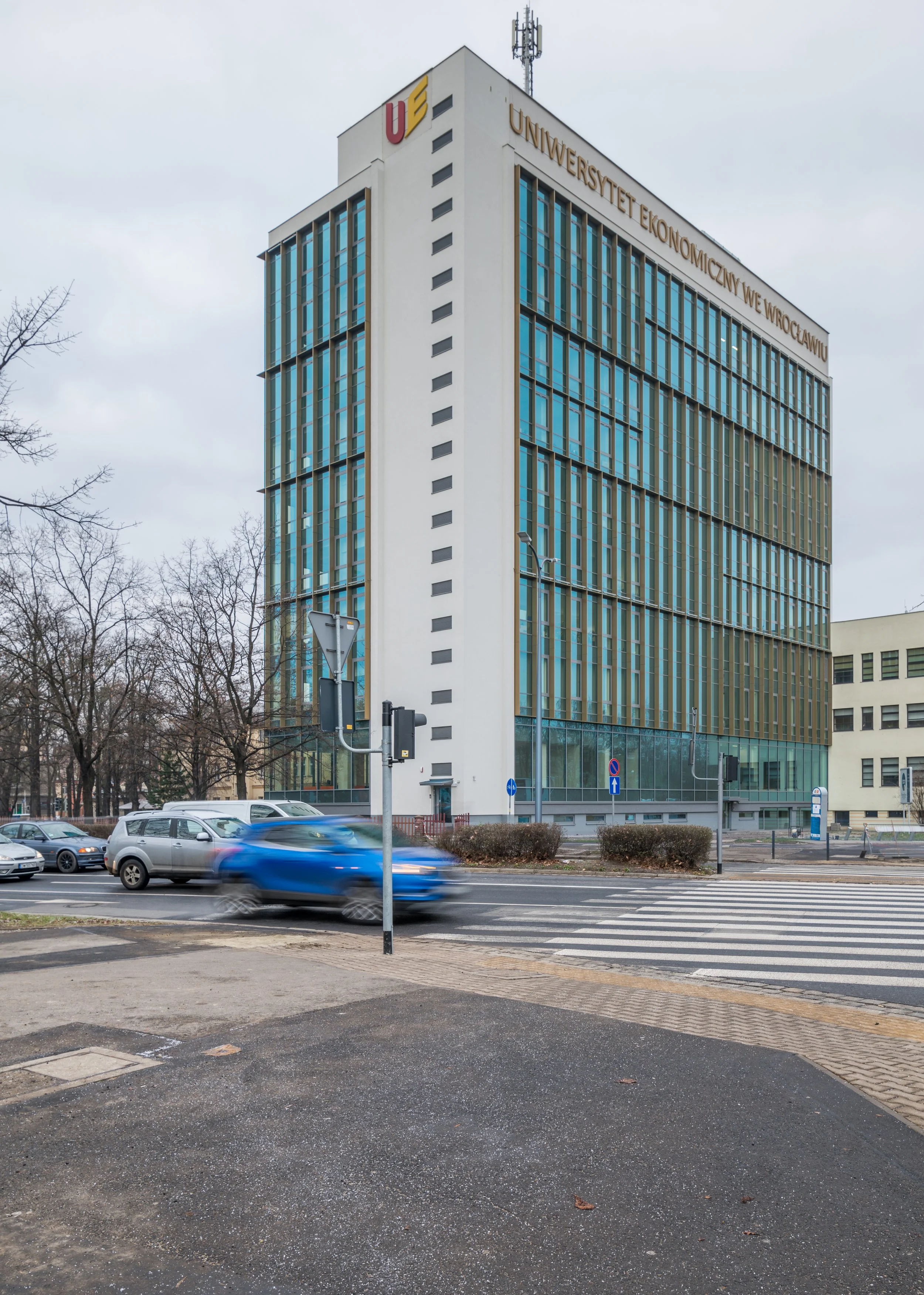 Uniwersytet_Ekonomiczny_Wroclaw-HiRes-3.jpg