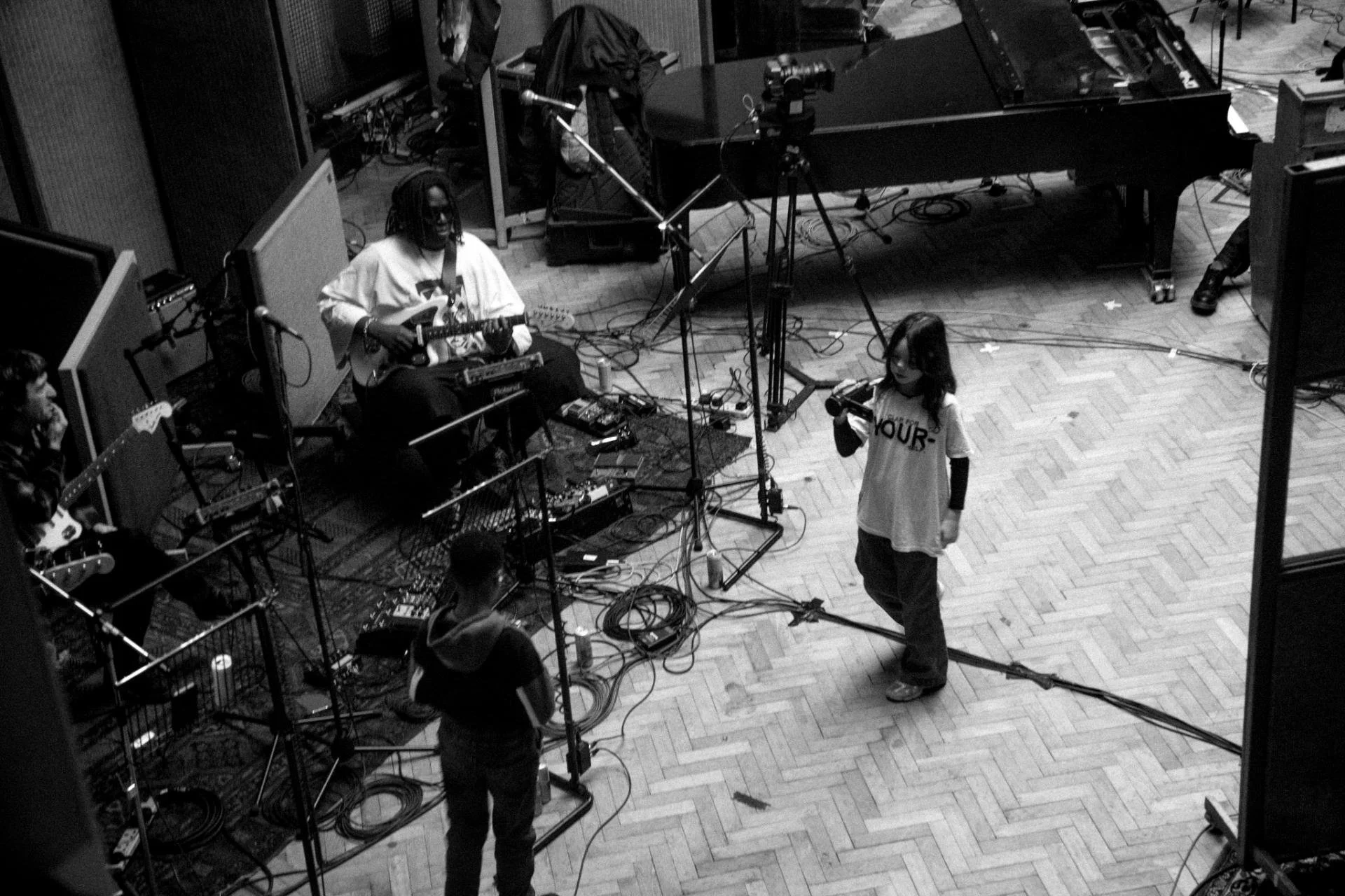 HELP(2) - Dave Okumu - Adama Jalloh - @_adamajalloh 6.jpg