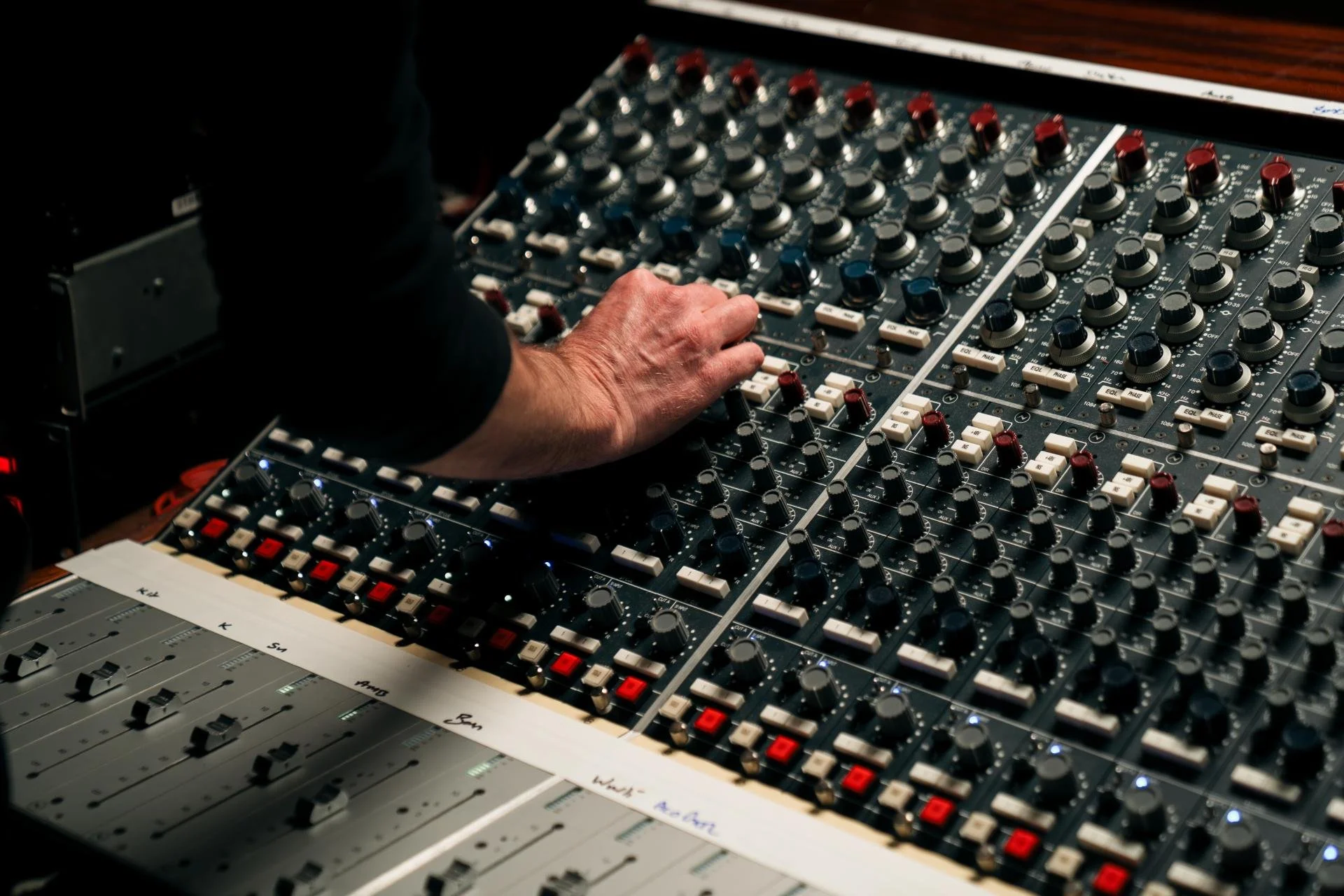 HELP(2) - BCNR - Phoebe Fox - @shotbyphox - 58.jpg