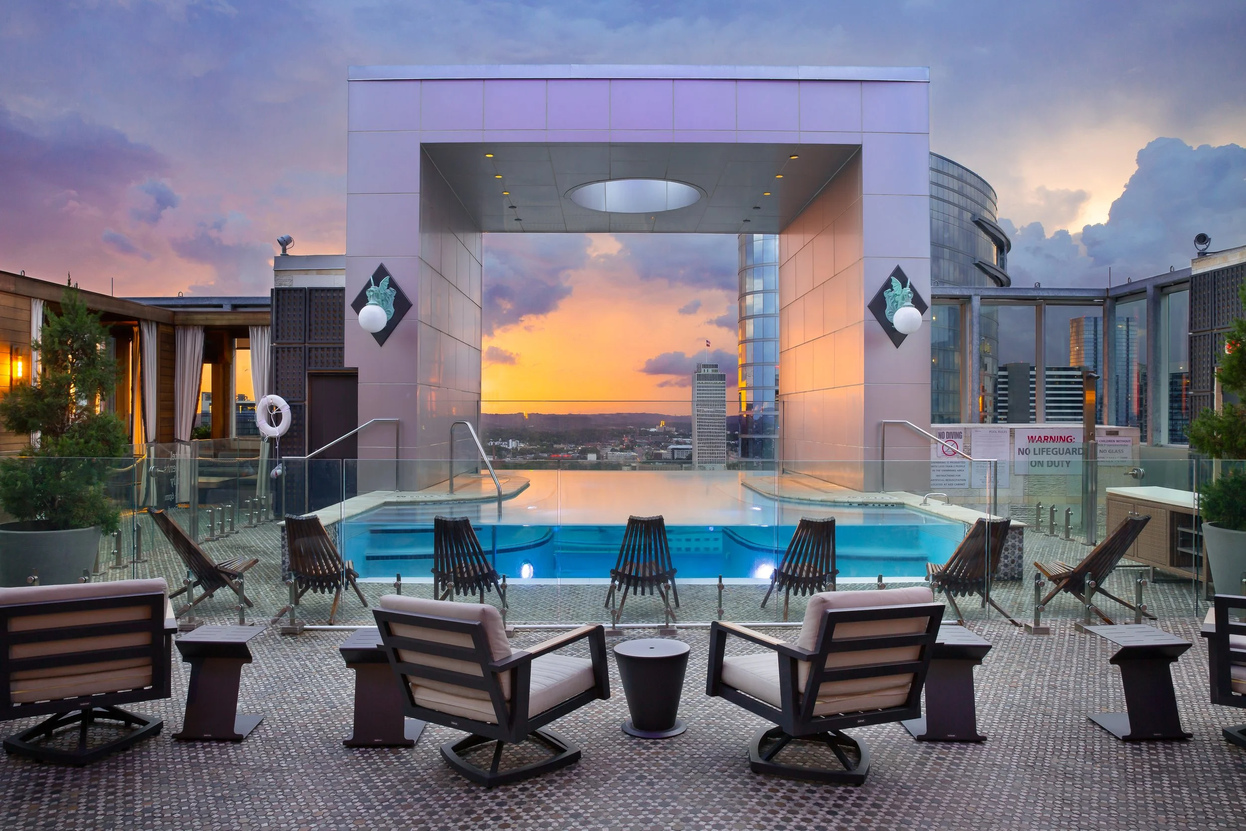 L27 Rooftop Lounge