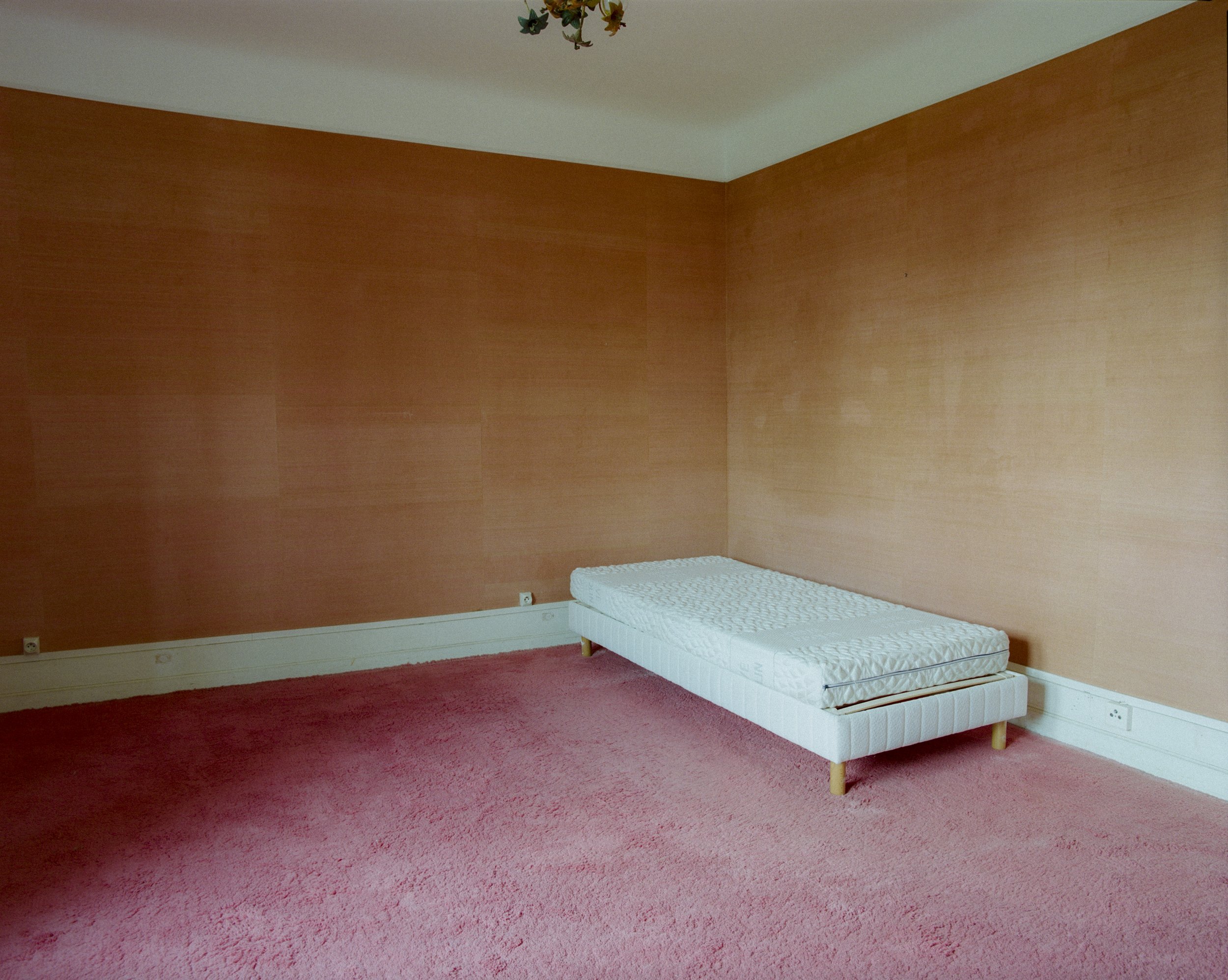 Liminal Portra 400-1.jpg