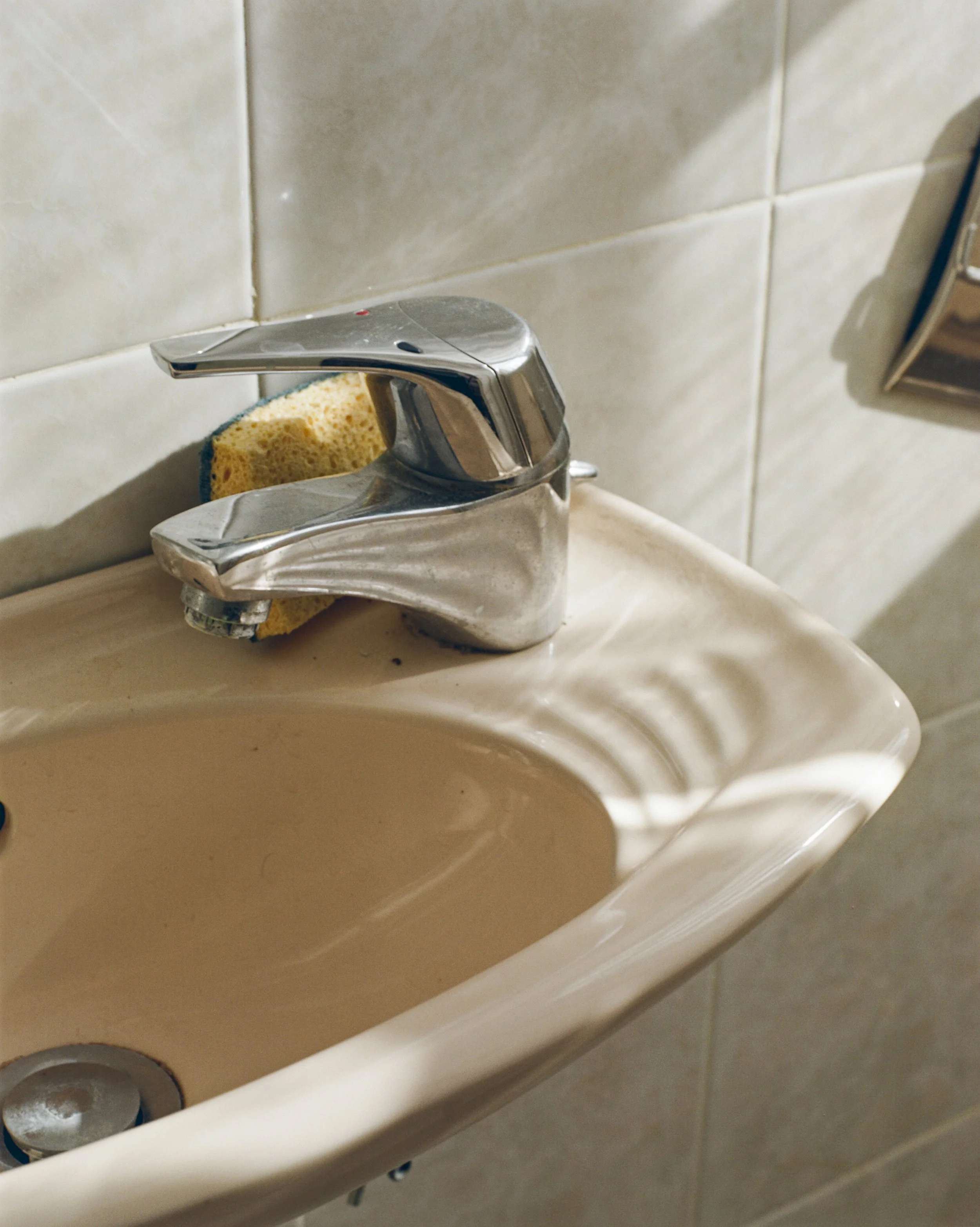 Liminal Gold 200-3.jpg