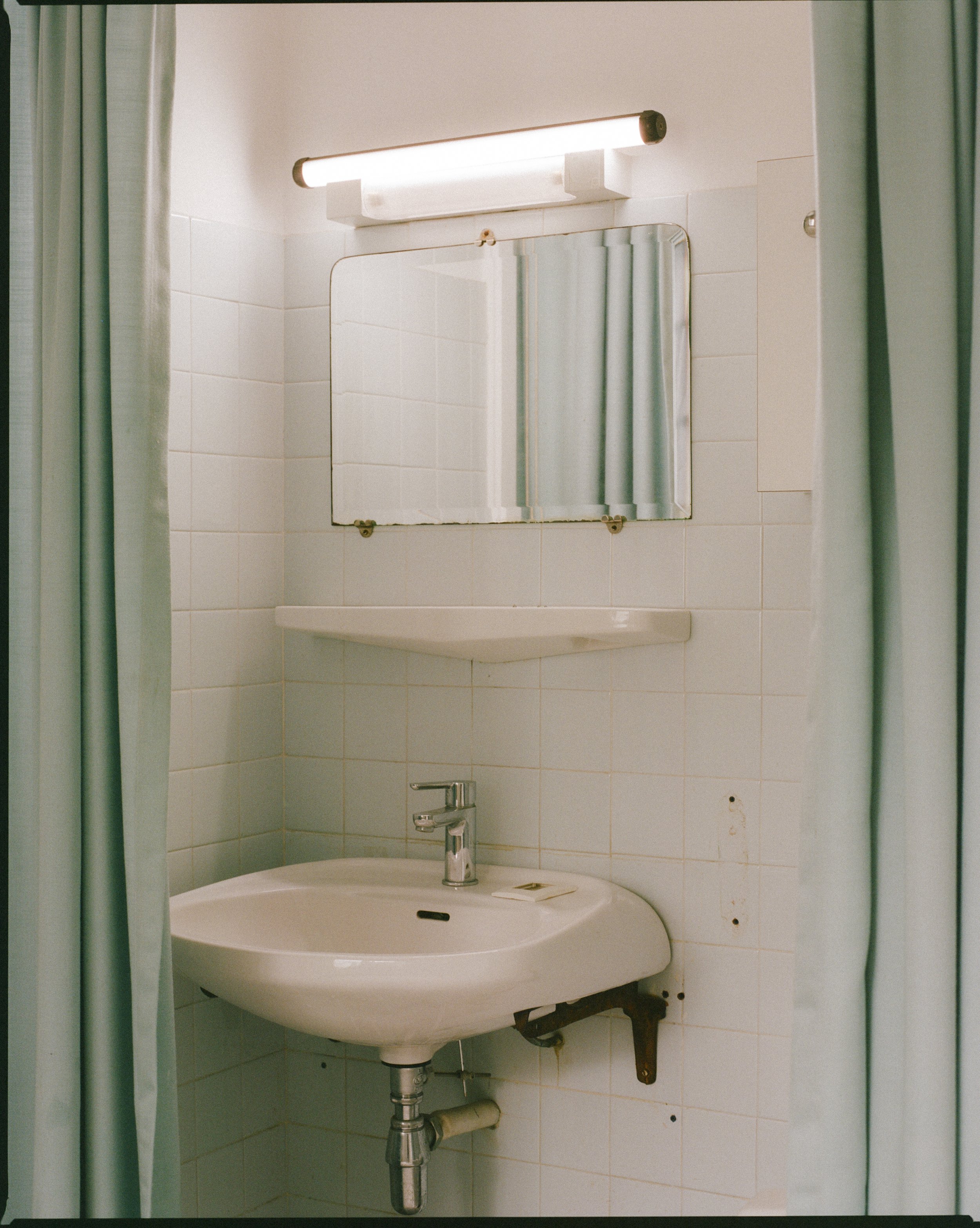 Liminal Portra 400-7.jpg