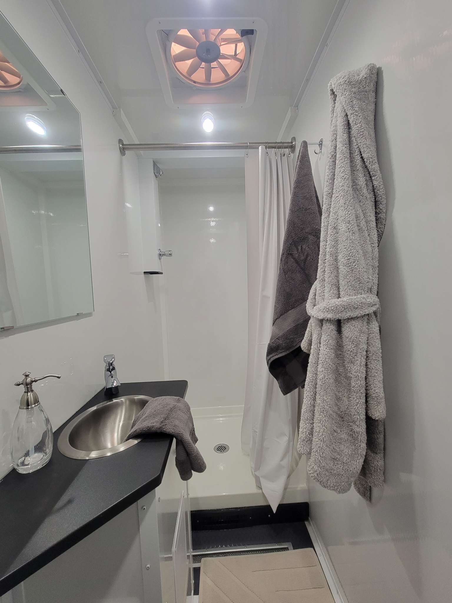 6 private shower trailer3.png