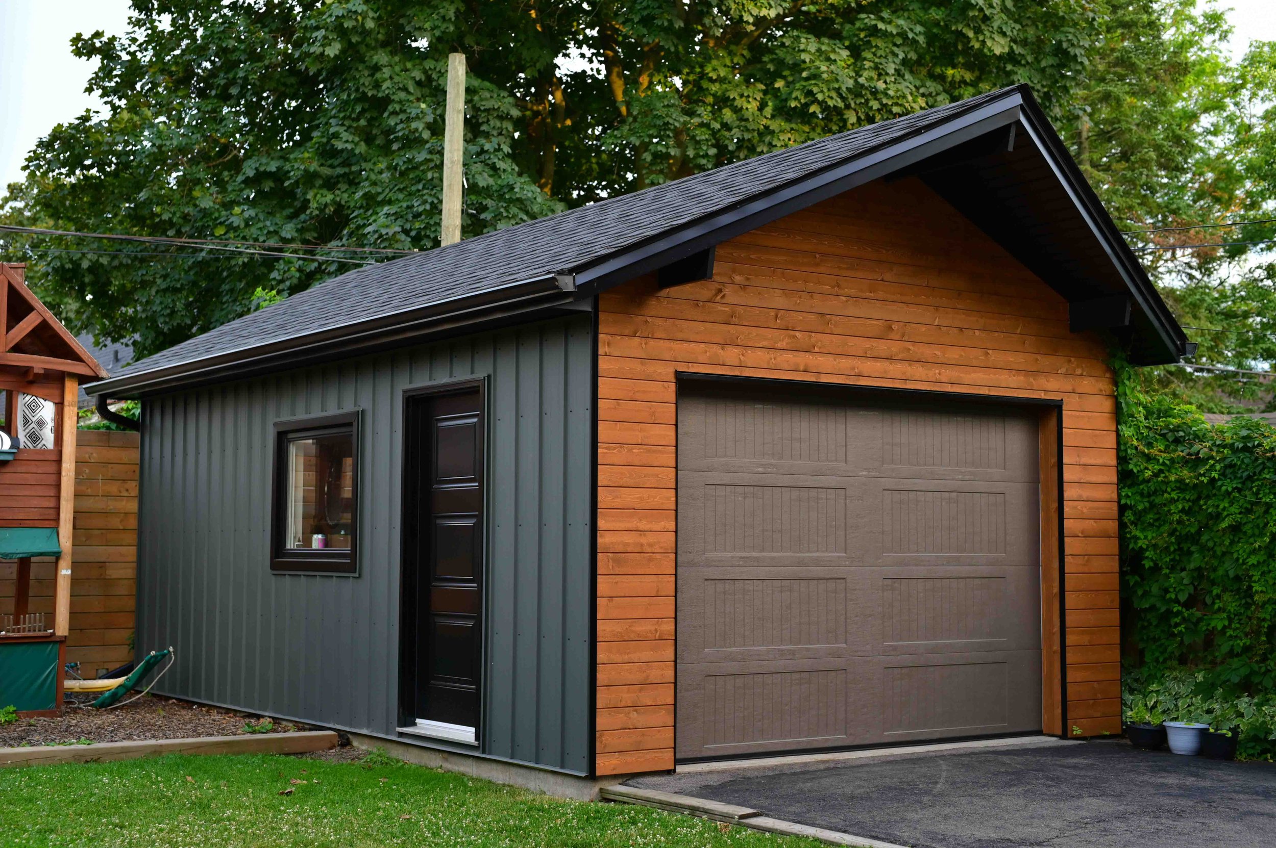 Jaybird Exteriors - 80 Parkside-5.jpg