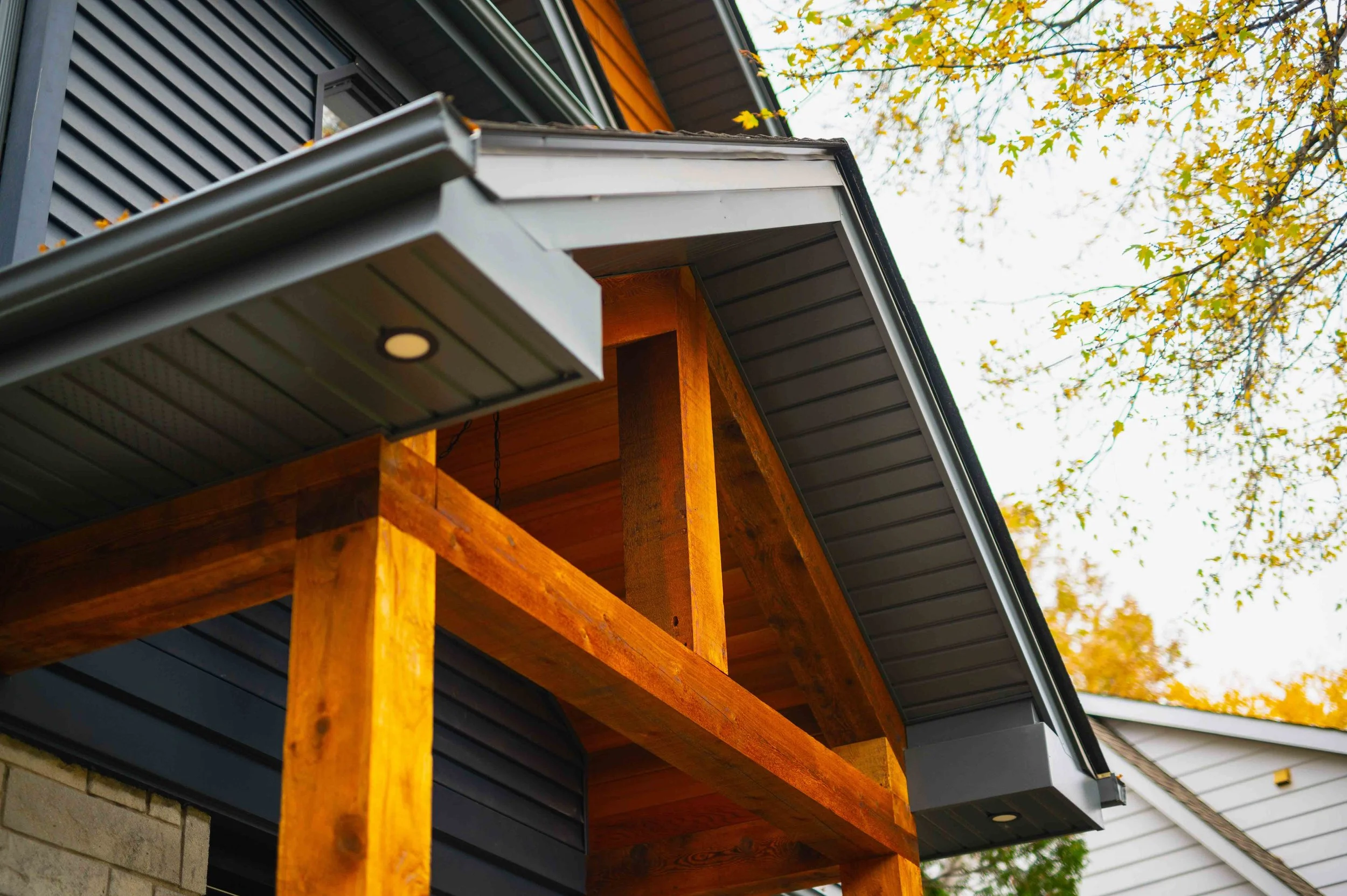 Jaybird Exteriors - Arcade Cres-3.jpg