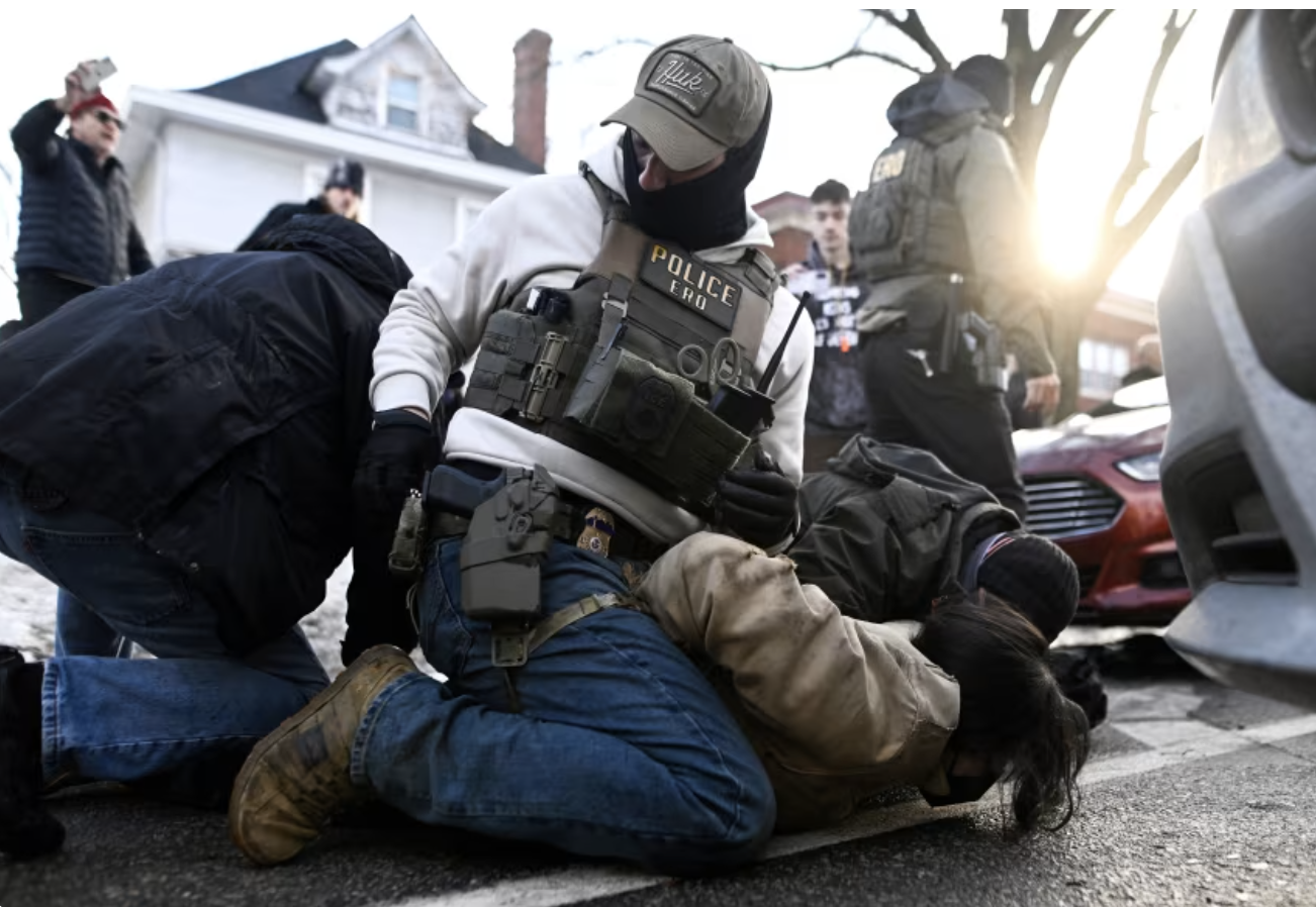 CNN: Minnesota and Illinois invoke the 10th Amendment in lawsuits to block federal agents in their cities. Here’s why that matters