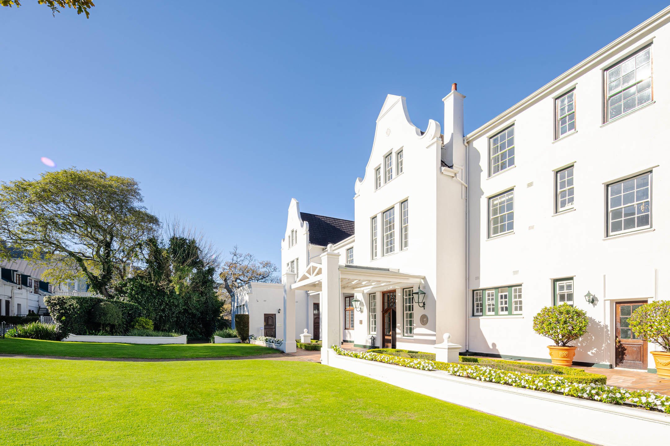 Classic Cape Dutch architecture 