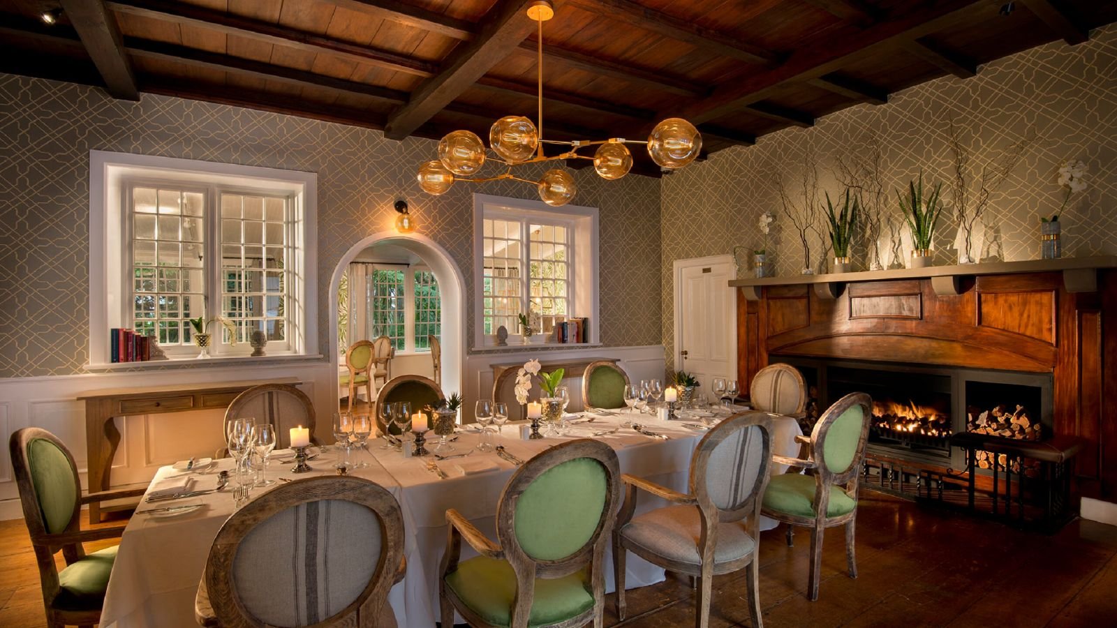 Henry White's - the fine dining option exclusively for small groups