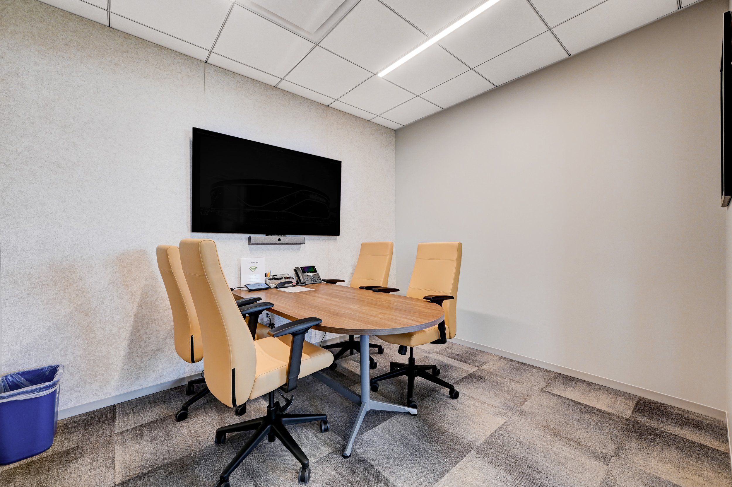 Clark Hill Las Vegas - Huddle Room