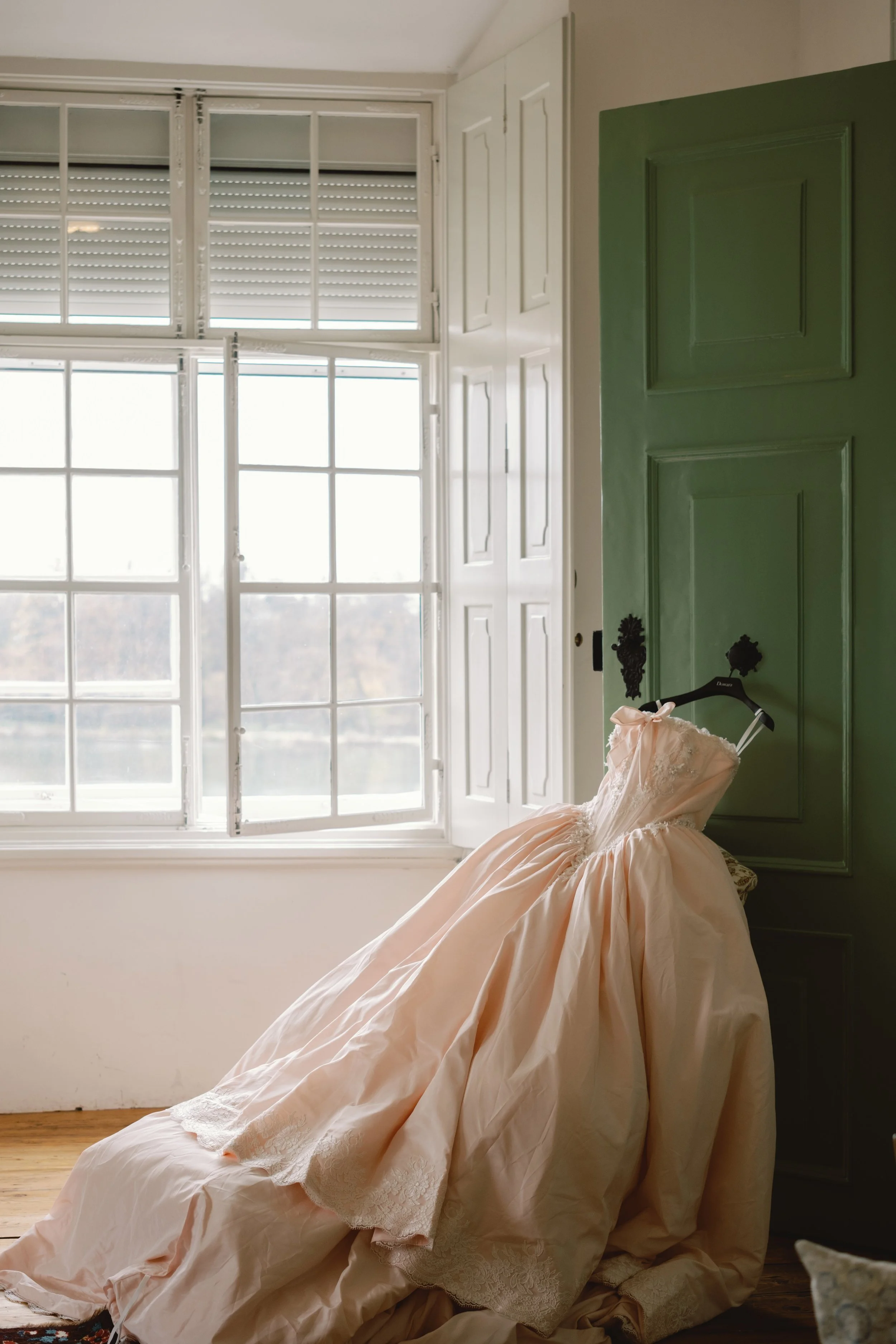 BeigeWeddings-WendyScottSalzburgWedding-38.jpg
