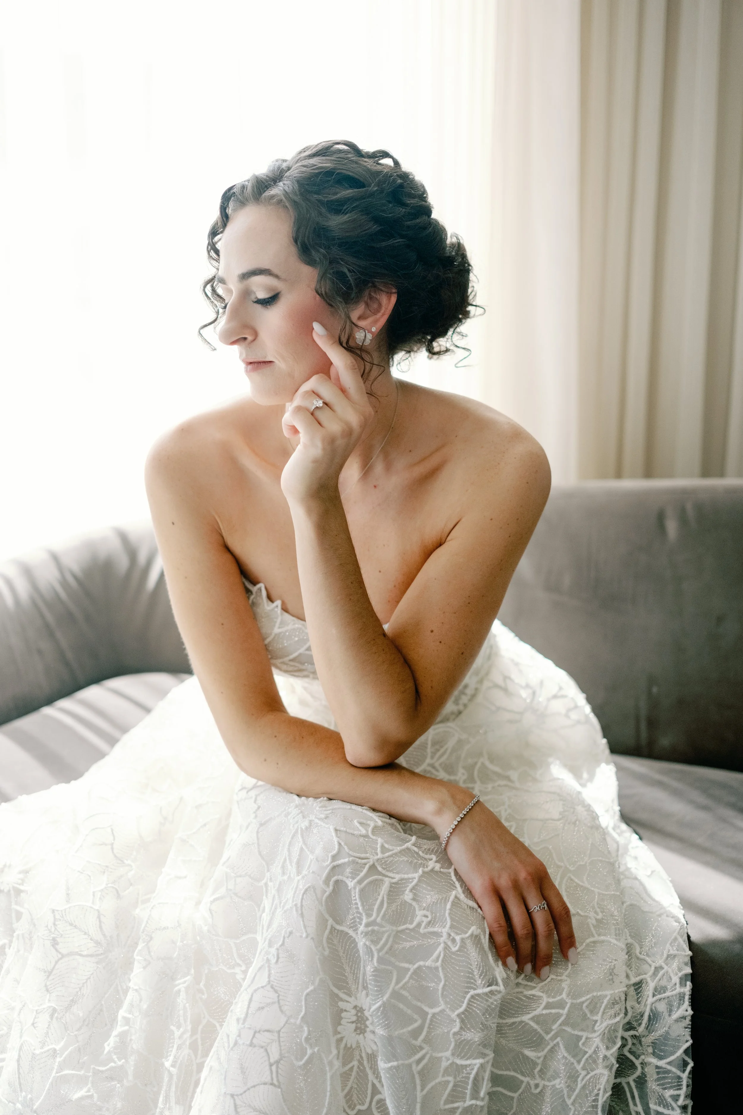 BeigeWeddings-LauraTaylorWeddingHL-28.jpg