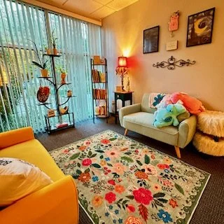 Suite 101 Reading and Relaxation