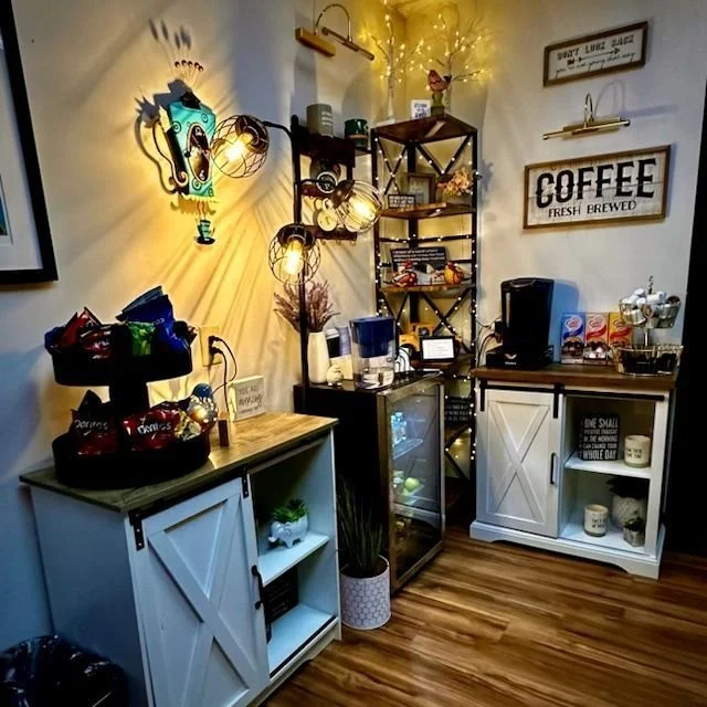 Suite 100 Refreshments