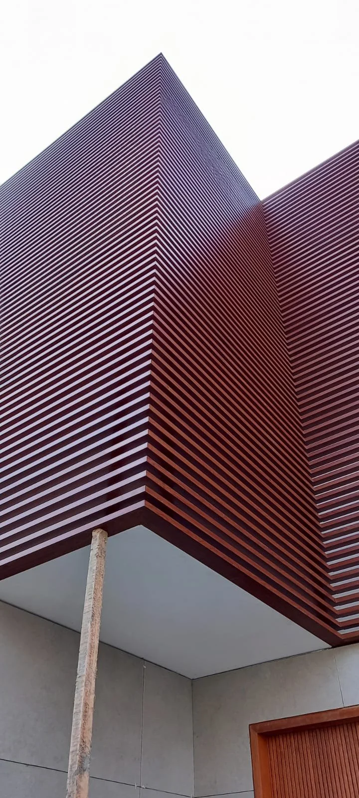 CELOSÍA FACHADA DE VIVIENDA