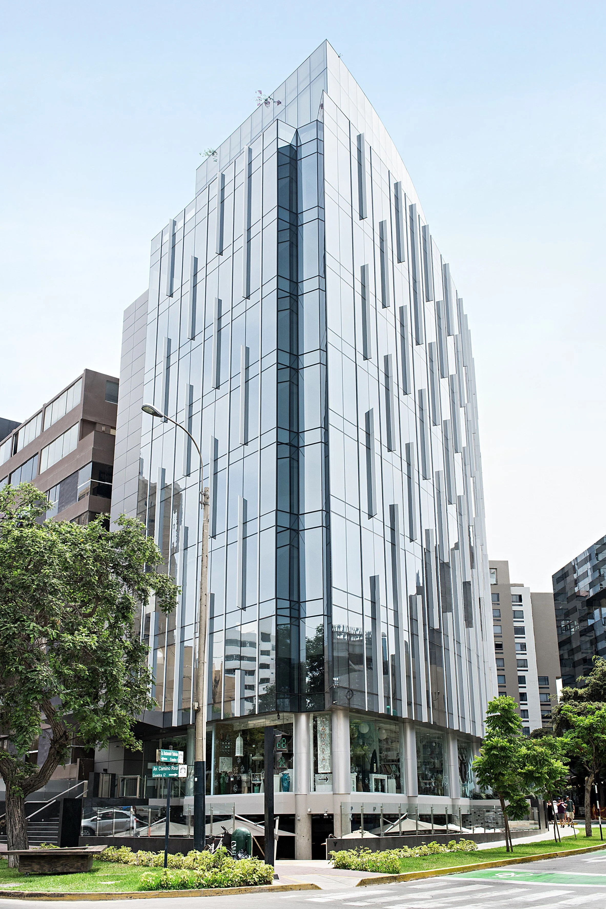 CENTRO EMPRESARIAL VOLTERRA