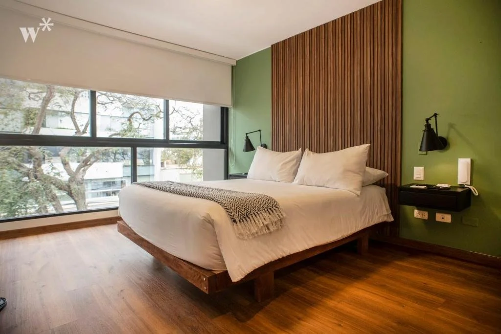 edificio multifamiliar alcanfores 1262 ventanas y mamparas volterra