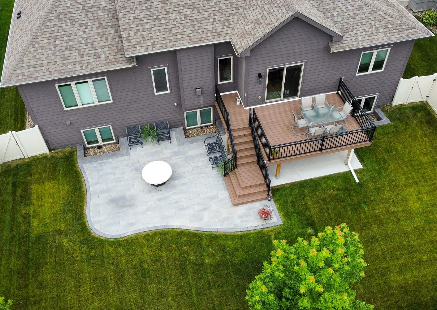 BetterBuilders Images_0000s_0000_Elegantoutdoorexpansion.jpg