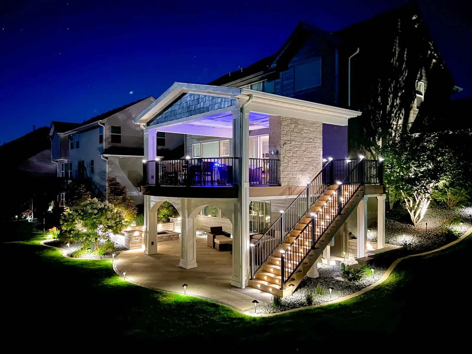 Urbandale covered deck with lighting