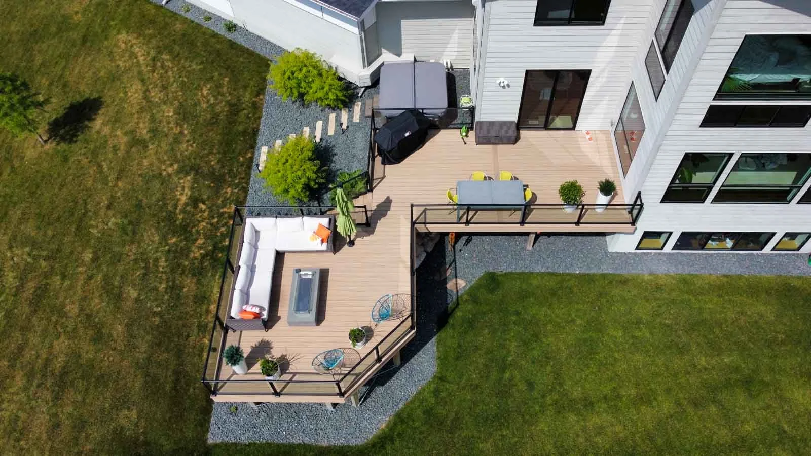 Timbertech deck with glass railing