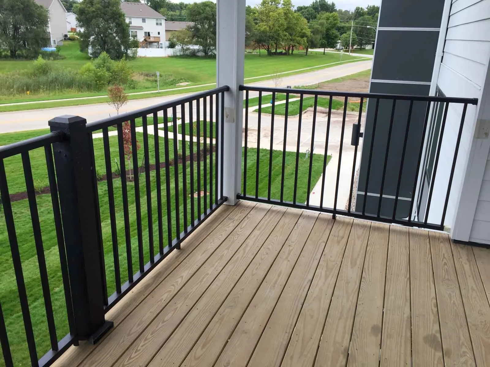 Westbury Aluminum railing
