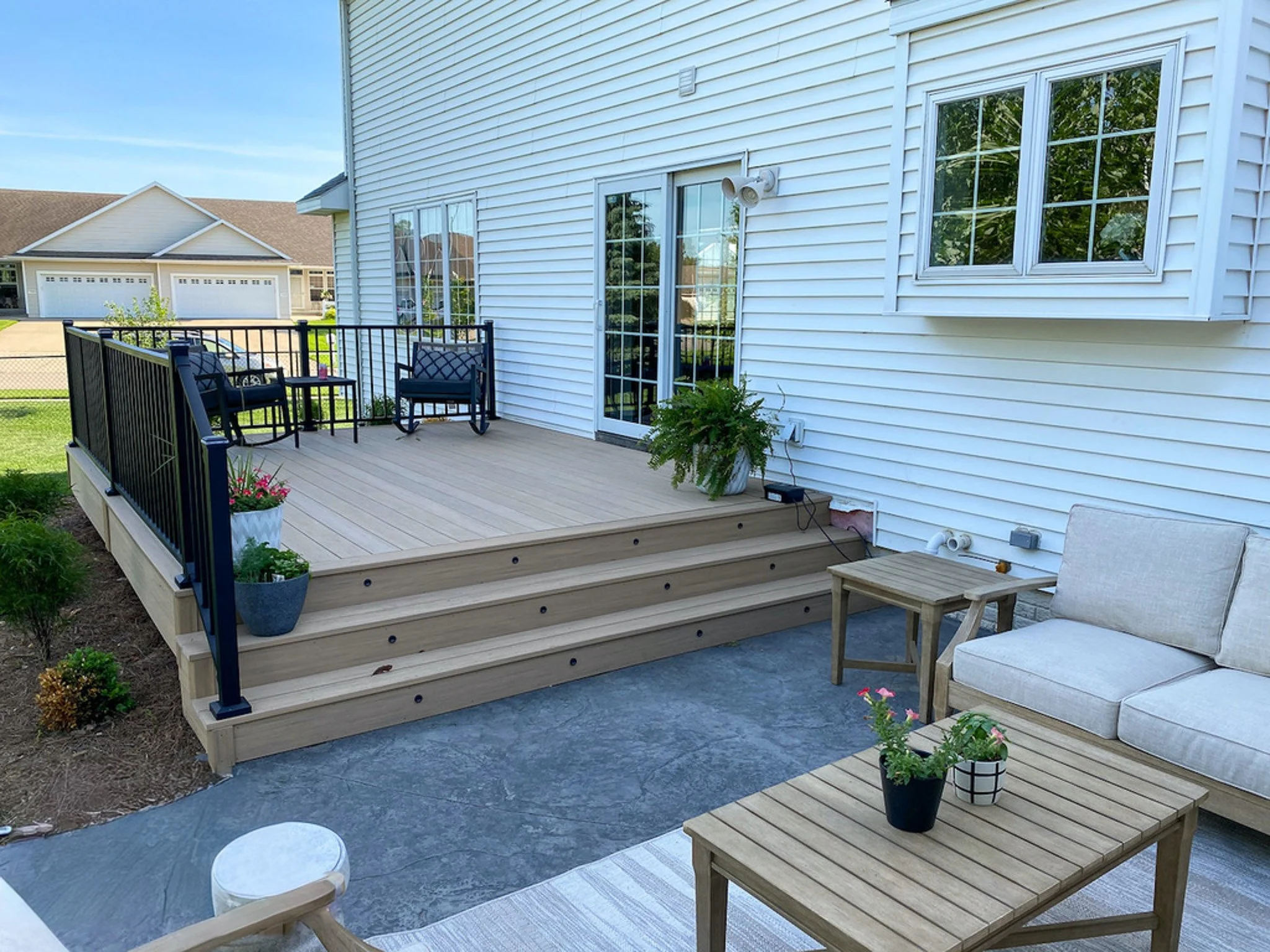 Timbertech Azek PVC deck with aluminum railing