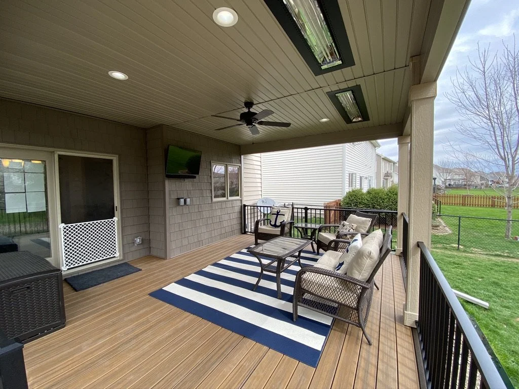 Outdoor heaters in ceiling composite deck