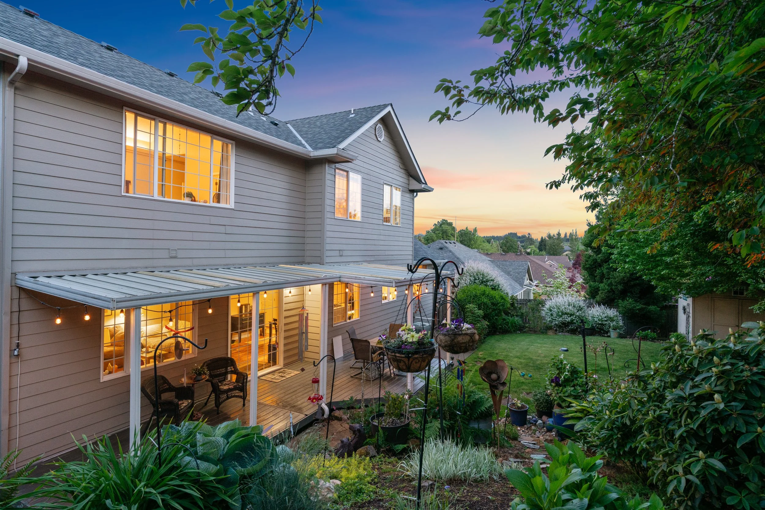 twilight-real-estate-photography-backyard-exterior.jpg