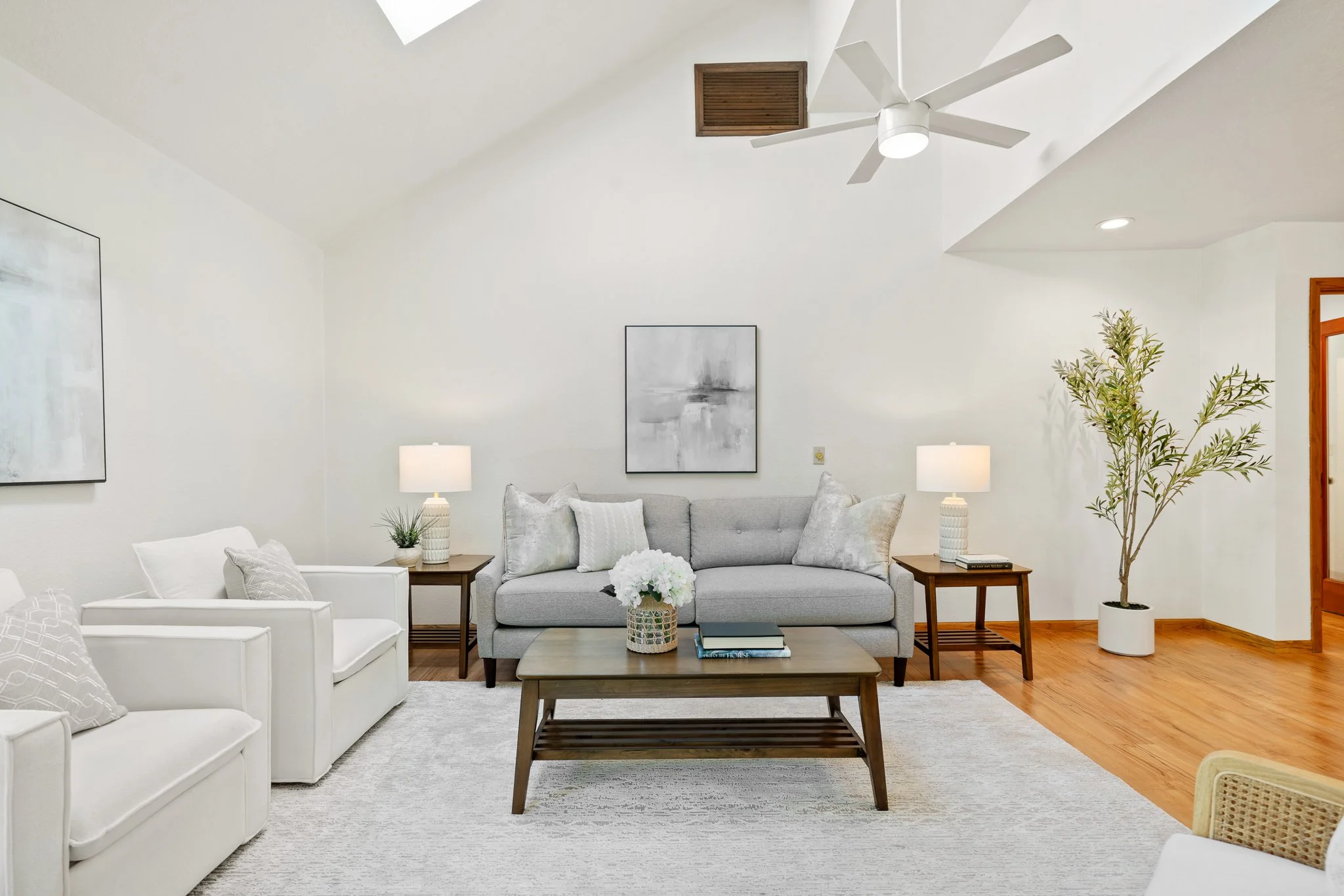 3D TOUR - SILVERTON, OR