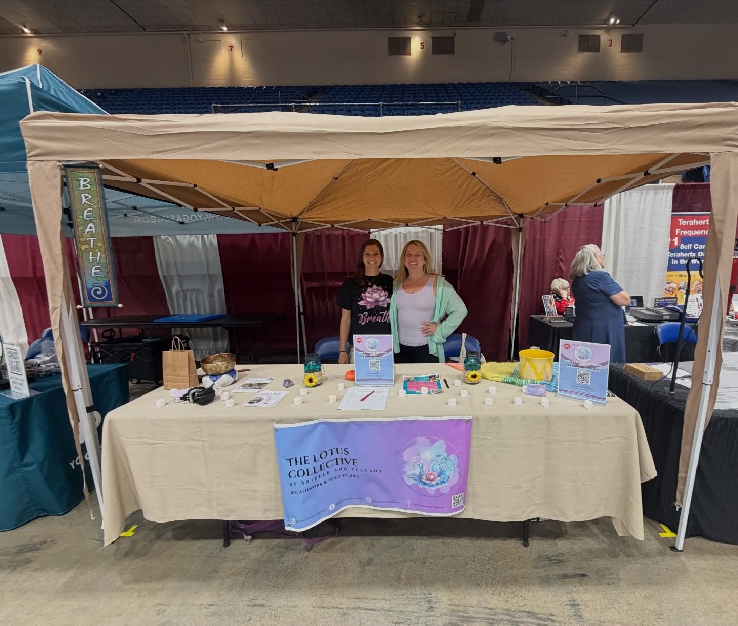 What an amazing day at holisticon expo in Salem! Long day but WOW the genuine connections and conversations we had was worth it all. So many kind souls who took the time to talk to us, who shared so much with us, and so many talented and amazing peop