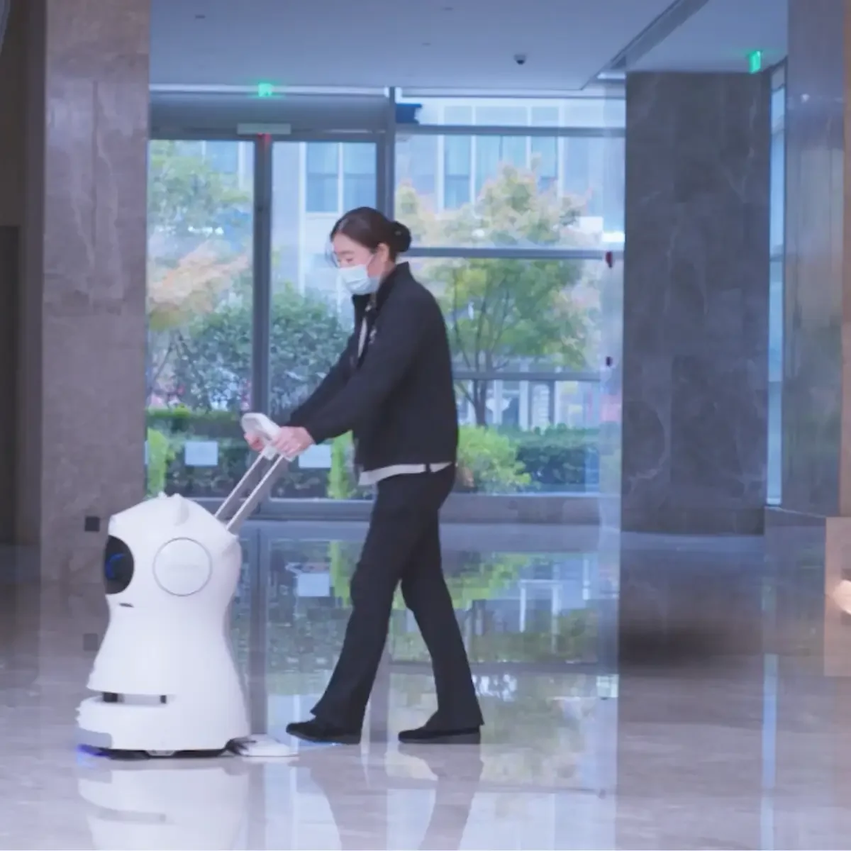 Keenon Kleenbot C30 robot de nettoyage