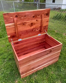 cedar chest 1.png