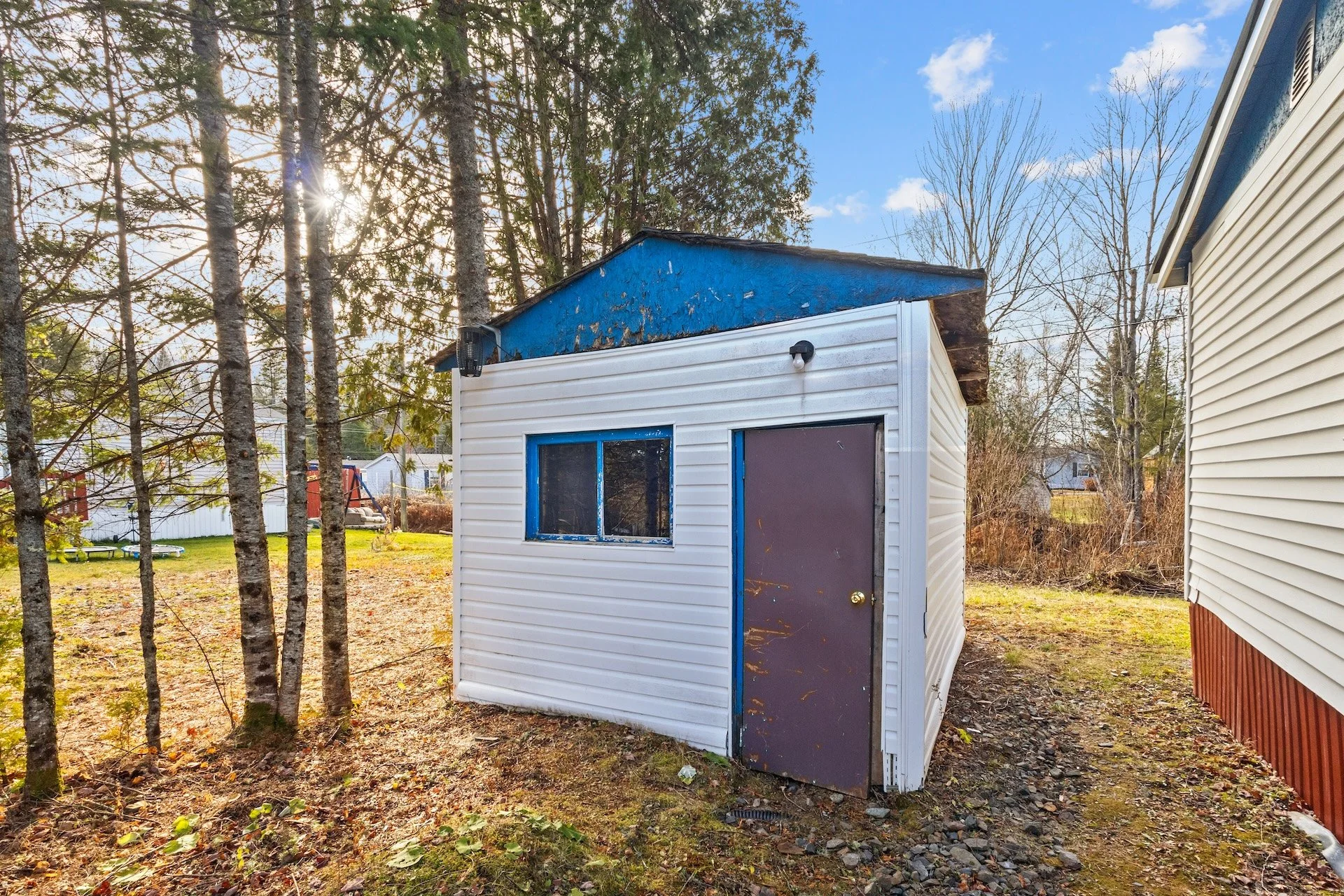 35 shed.jpg