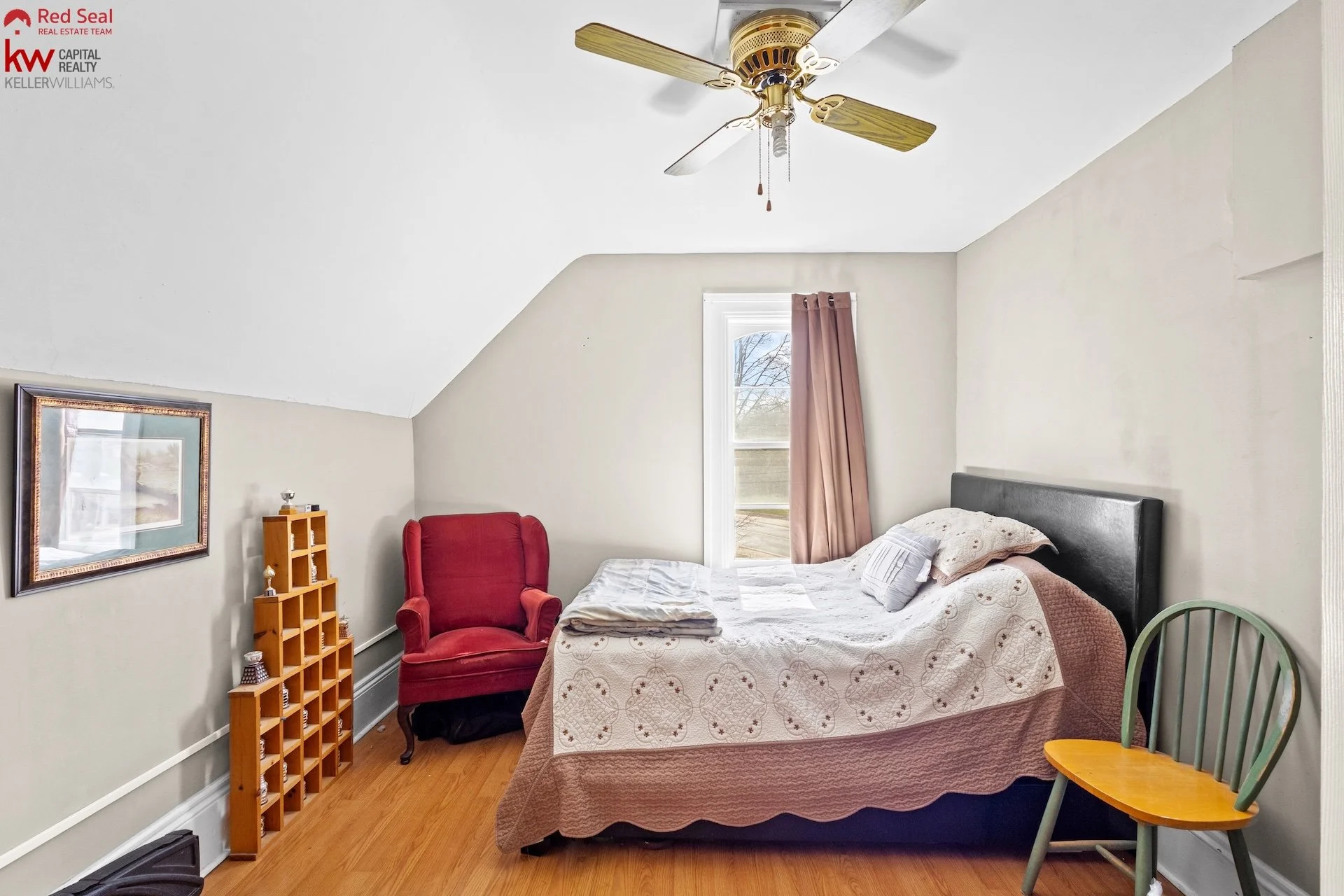 26 bed 2 1.jpg