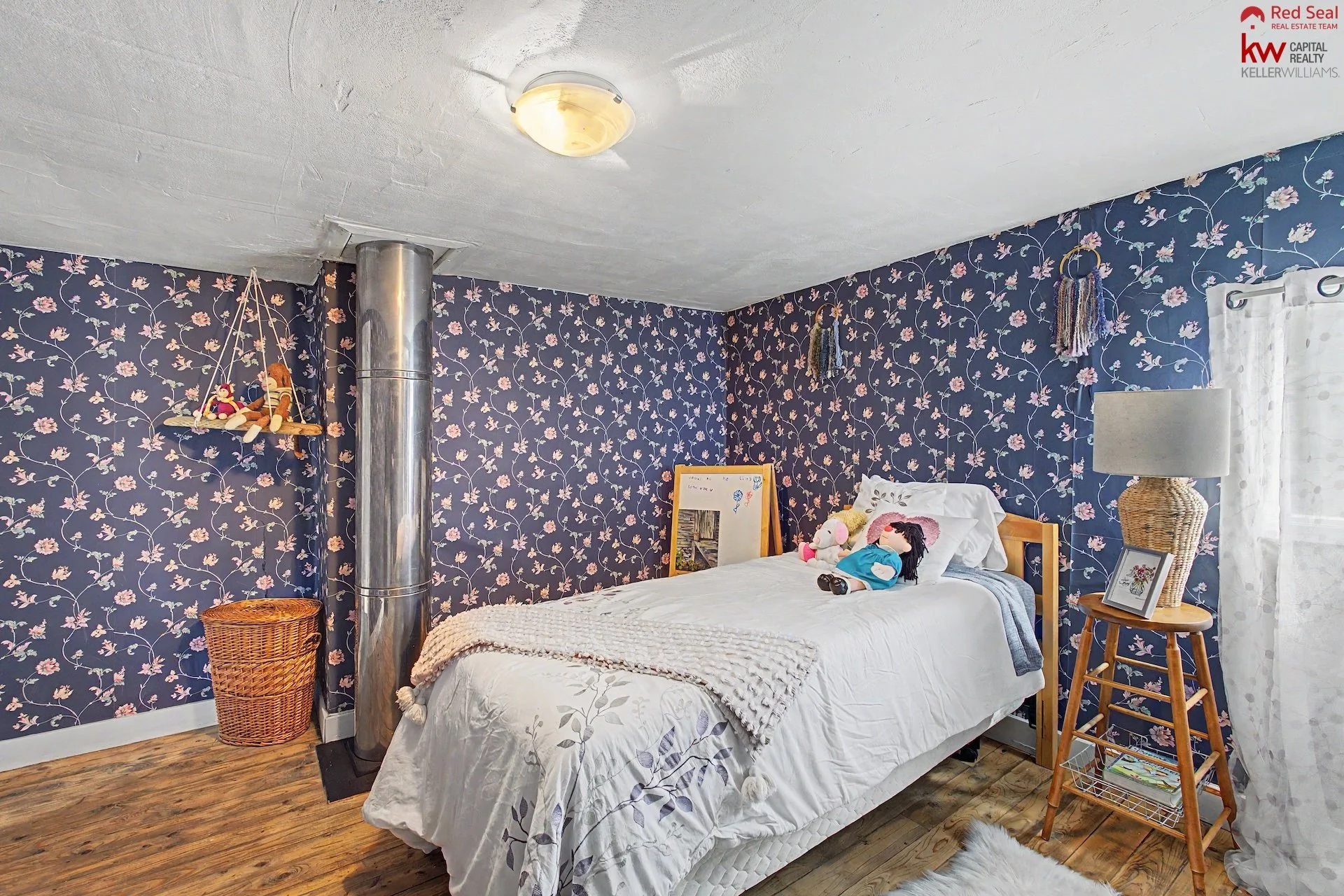37 bed 3 3.jpeg