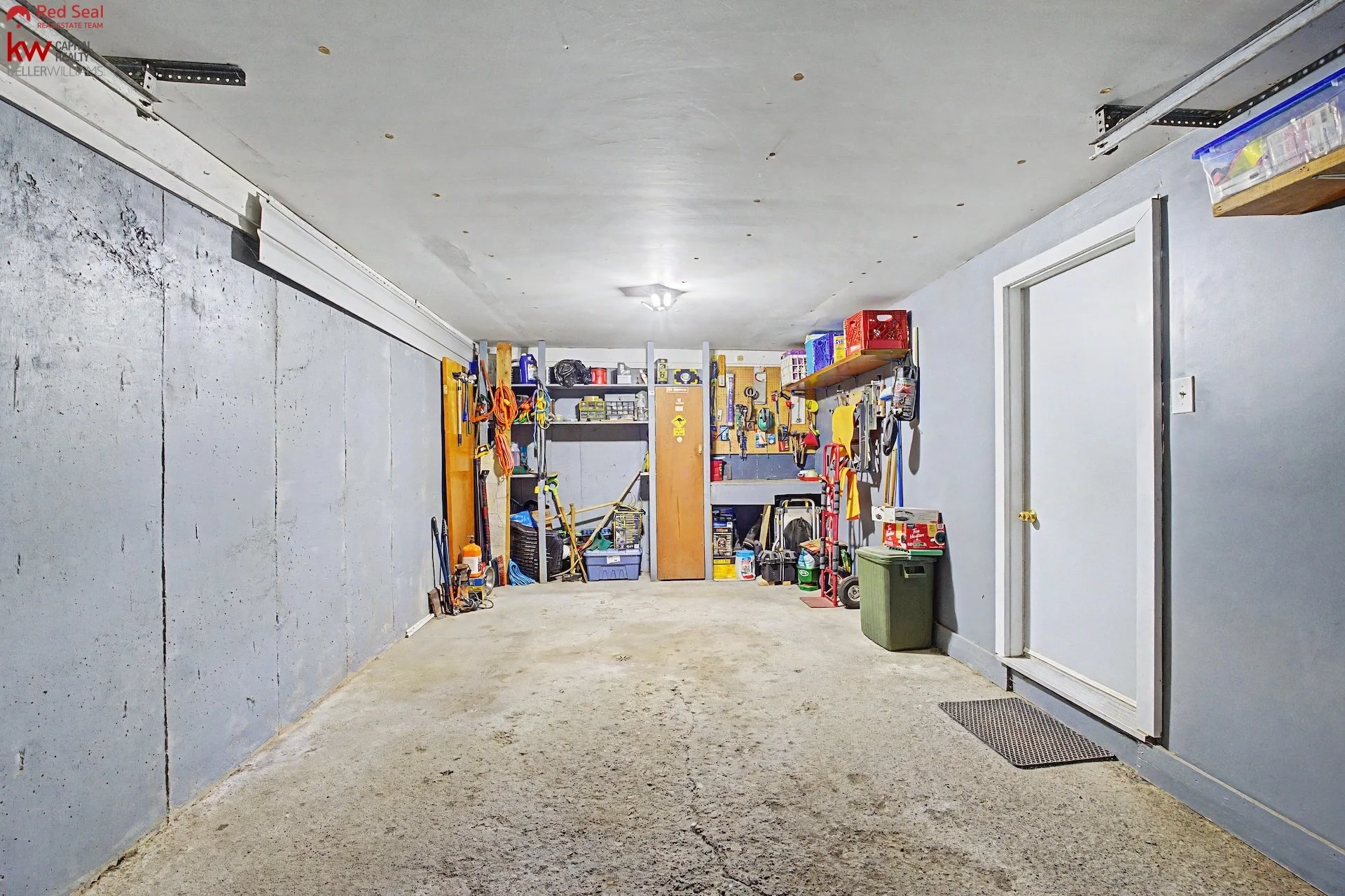 38 garage 2.jpeg