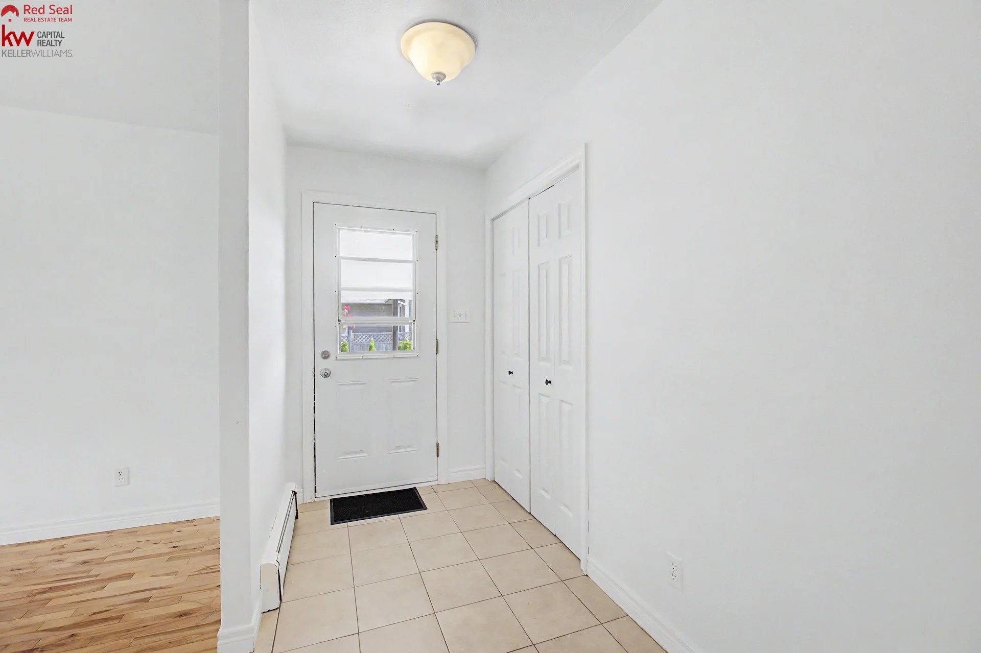 5 foyer 1.jpeg