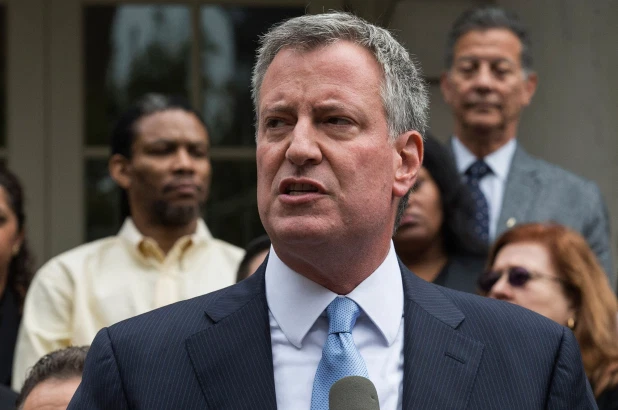 DeBlasio Blasts Fresh Direct’s $100 M Freebie</a>