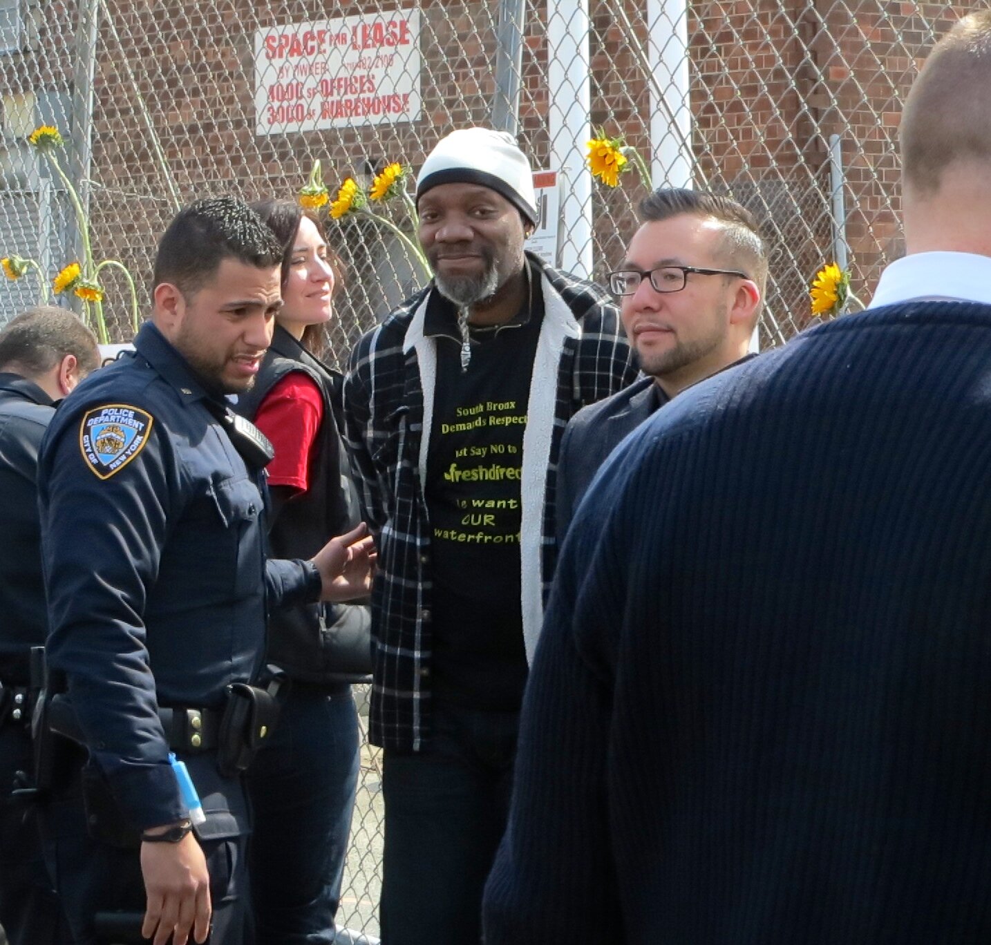 Nine Protestors Arrested at Harlem River Yard</a>