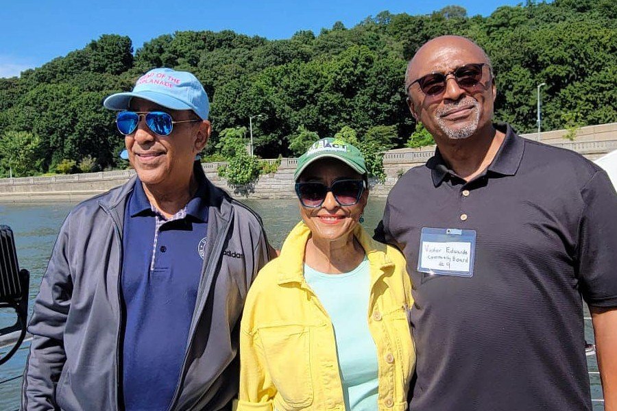 Harlem Rep. Espaillat Hosts Environmental Justice Advocates, Leaders, And Student Boat Tour