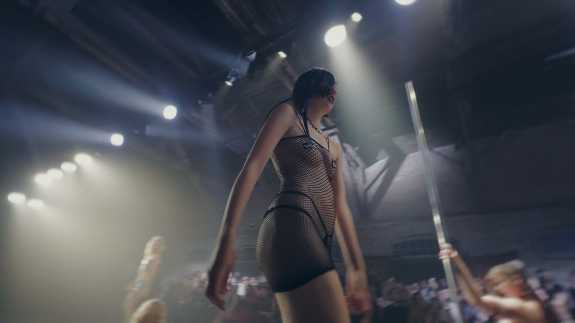 SVIESTS X SEXY VFX SFX FINAL.00_01_16_19.Still007.png