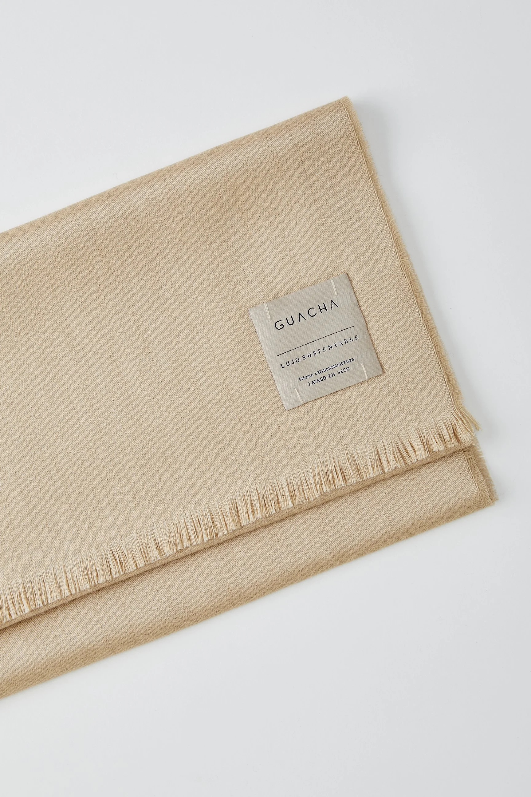 Warakusi Eyelash Beige.jpg