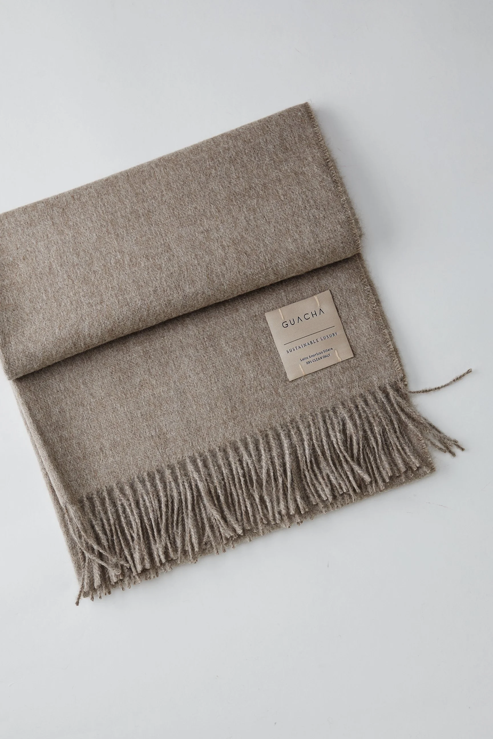 pacha estola eco tostado.jpg