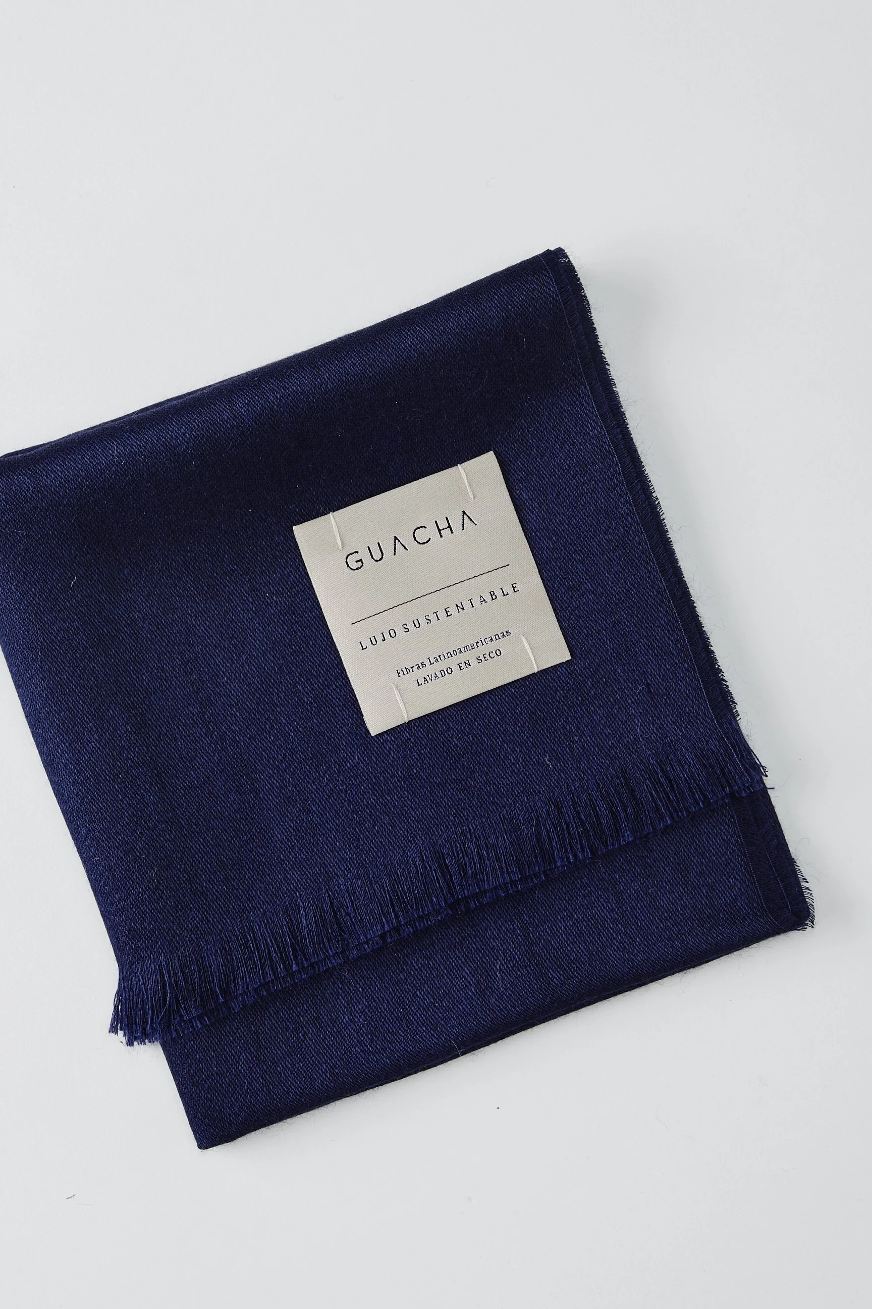 Warakusi Square Azul.jpg