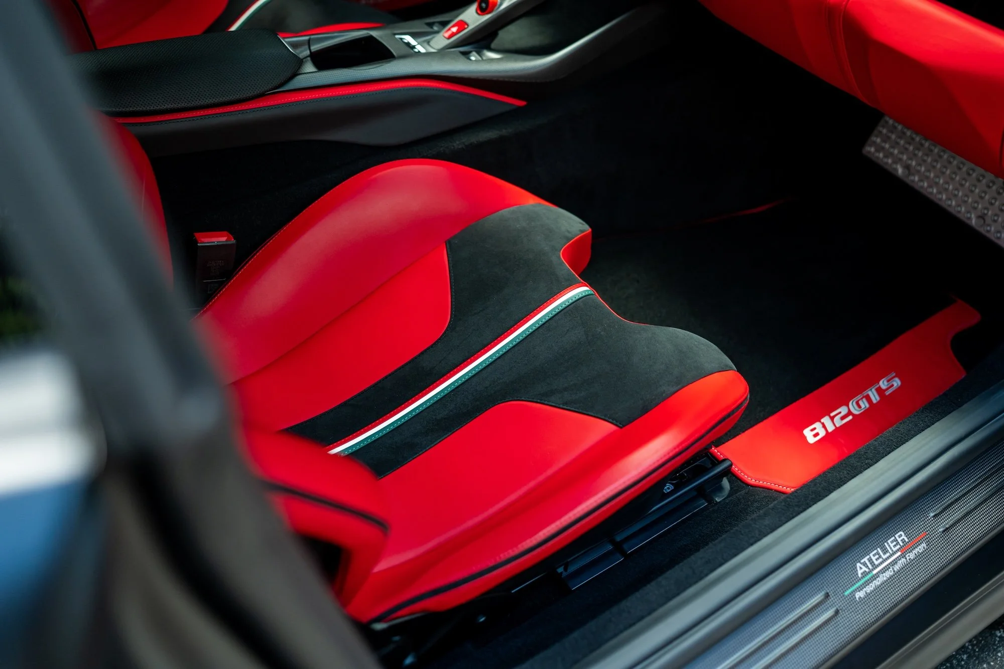 ds_812gts_mbr-98.jpg