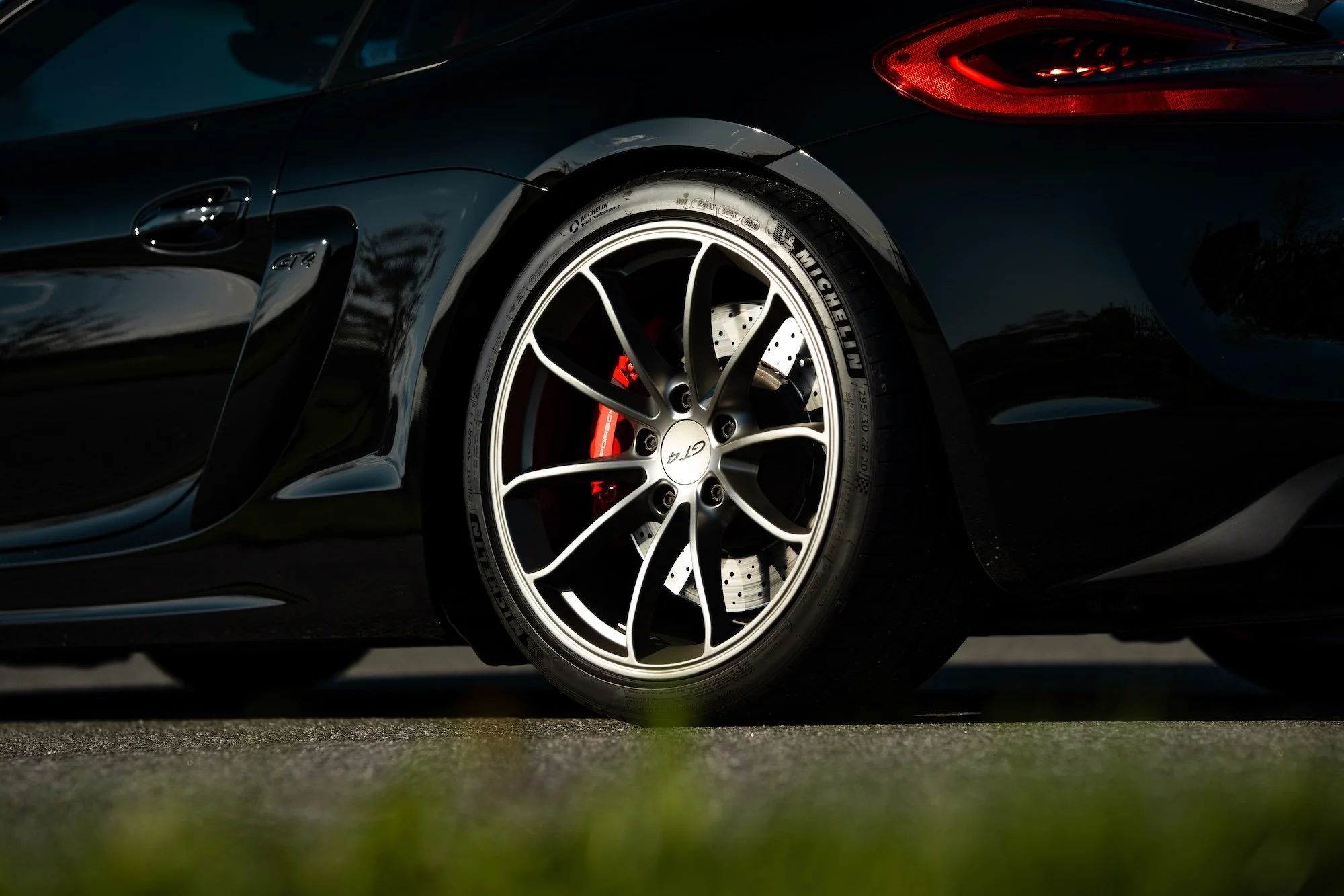 ds_gt4981-19 copy.jpg